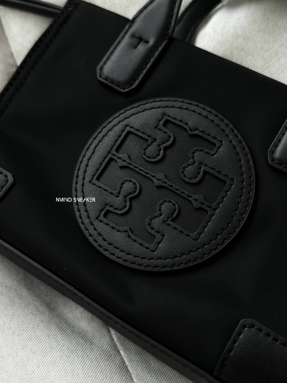 <快速出貨✨> TORY BURCH ELLA 尼龍迷你拉鍊托特包 黑