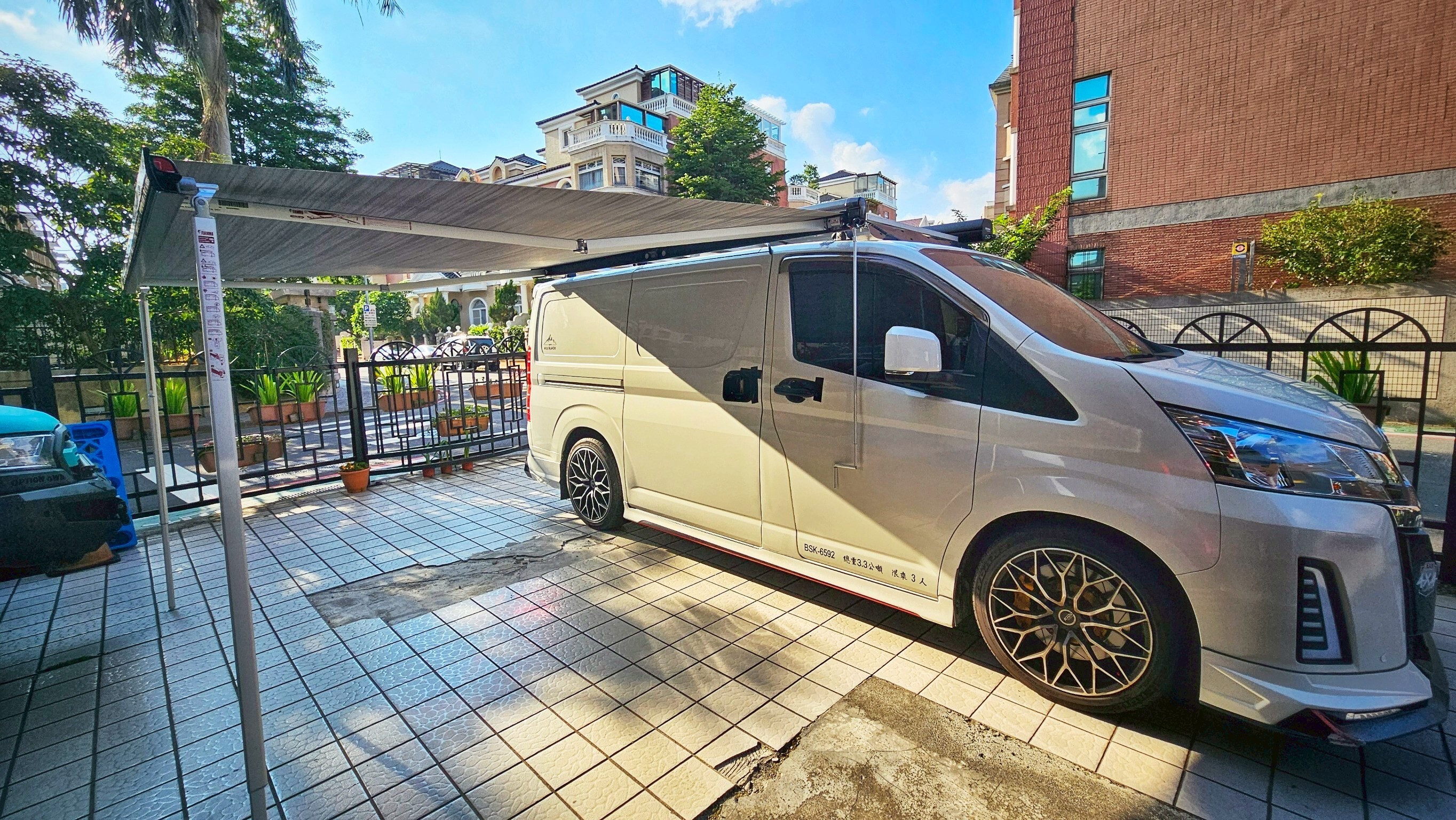 車邊帳 FIAMMA F45S 300 ( Toyota - Hiace )