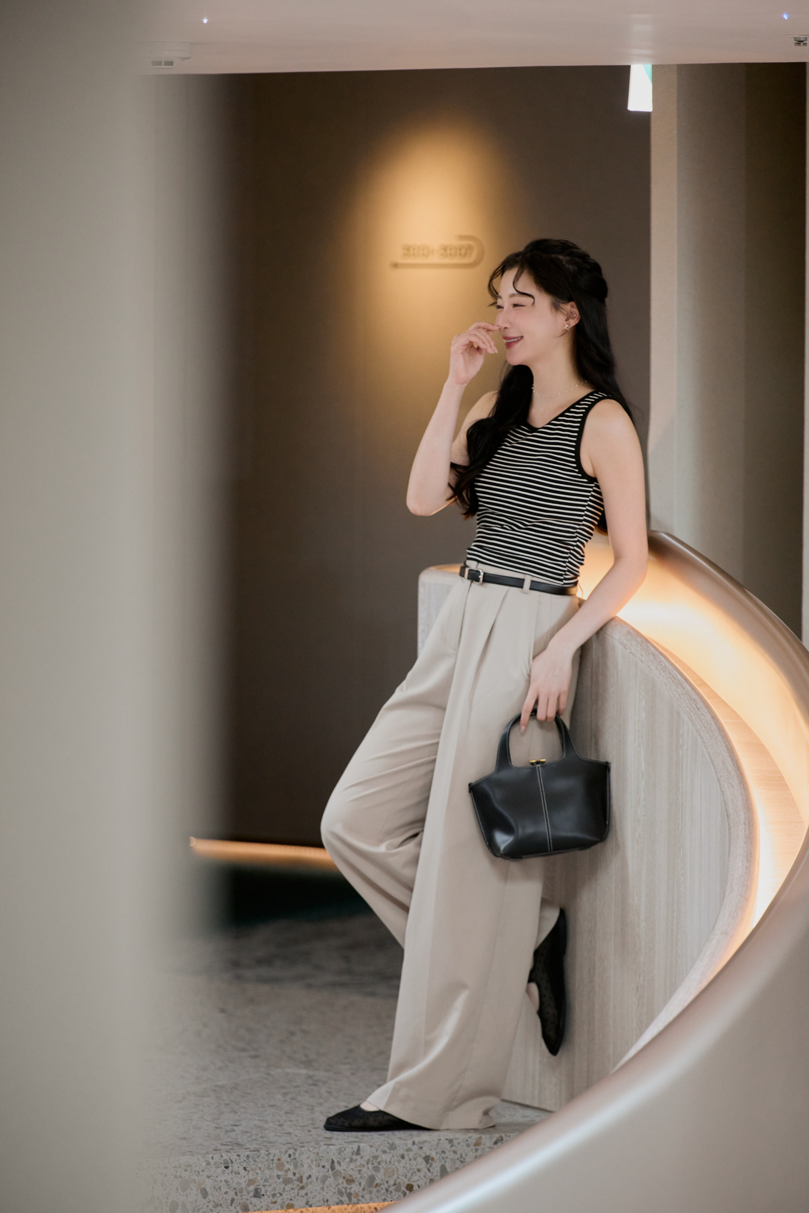 Gmade/輕柔涼感活摺收胯高腰西裝褲-杏