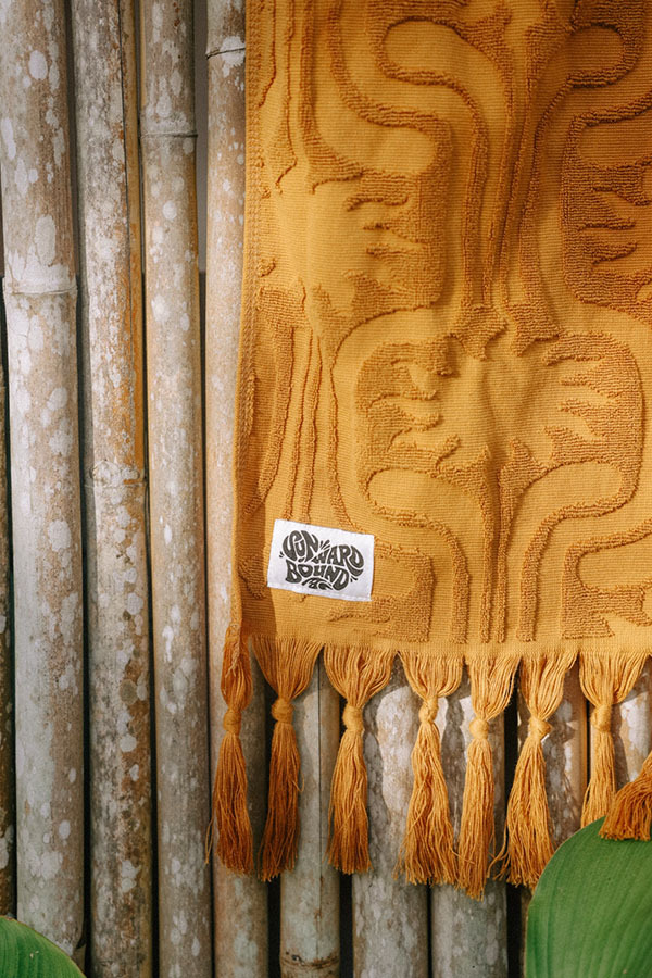 SUNWARD BOUND -  沙灘巾（薑黃）