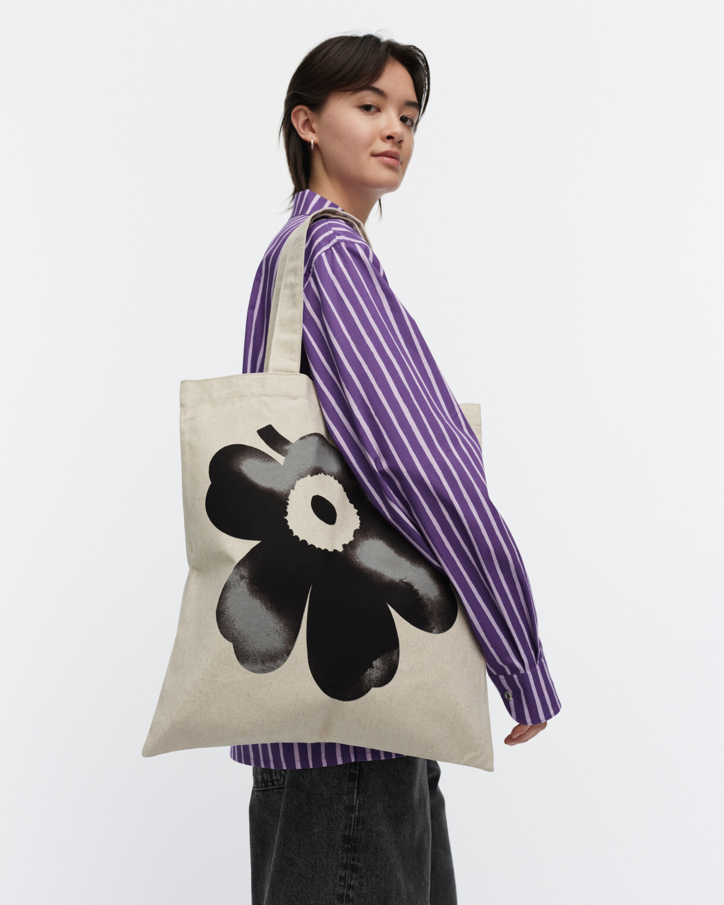 VANKKA AKVARELLI UNIKKO 印花托特包