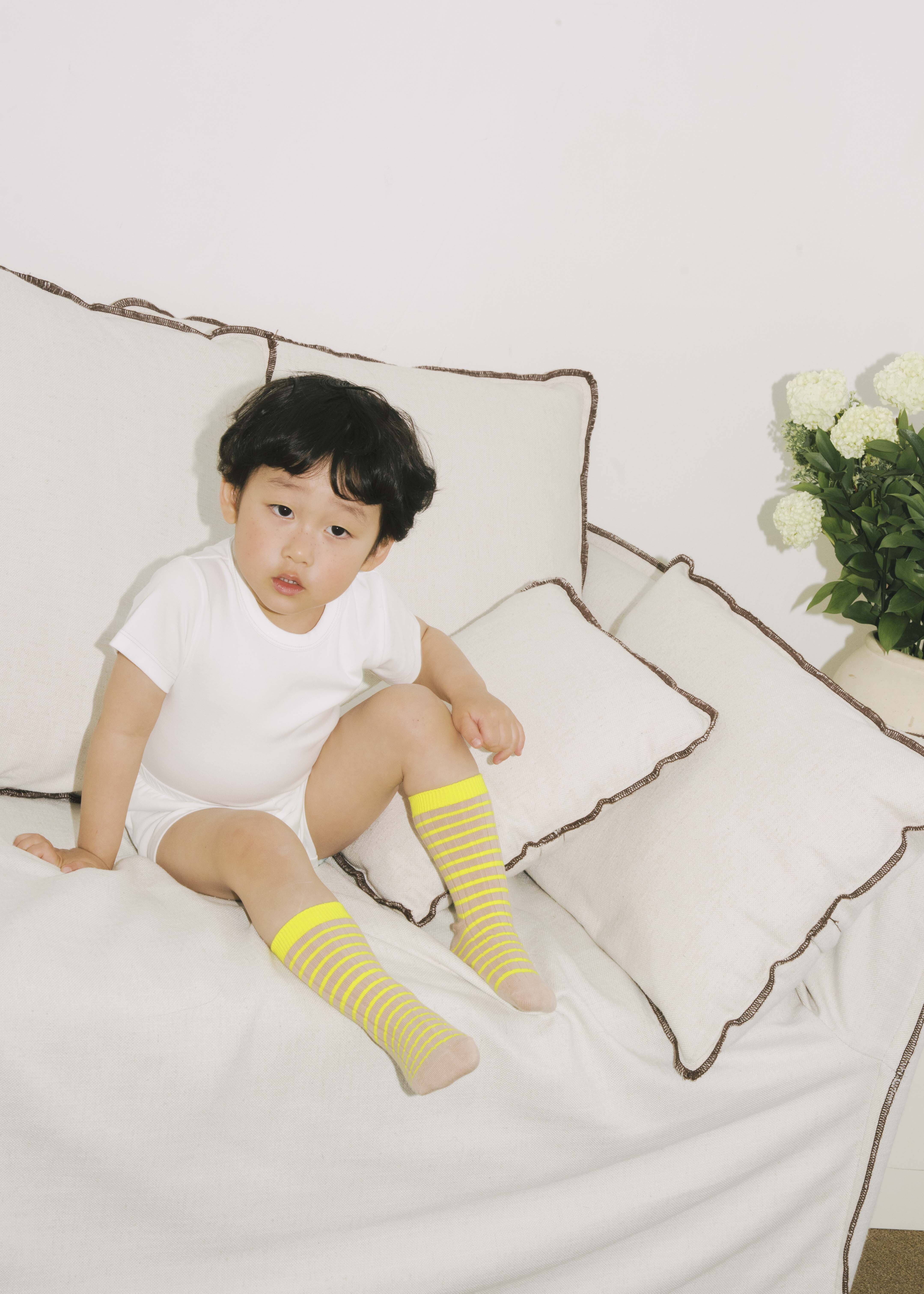 車線休閒上衣/短褲 (白色)