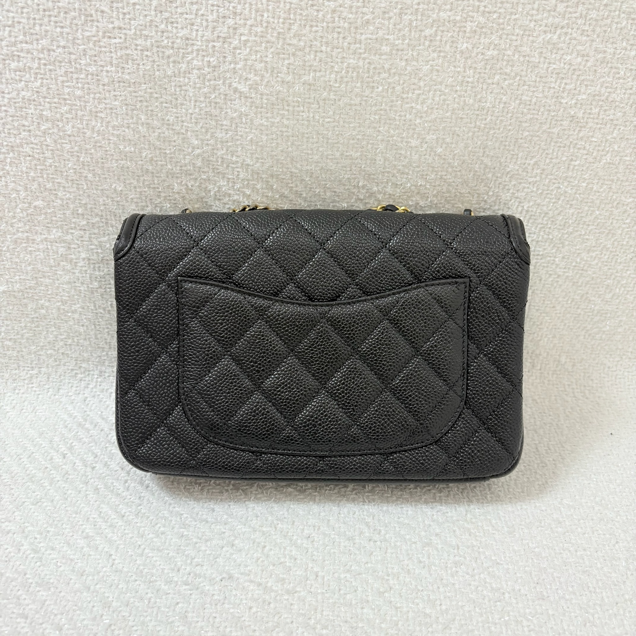 Chanel Filigree Vanity Bag - Black / Ghw