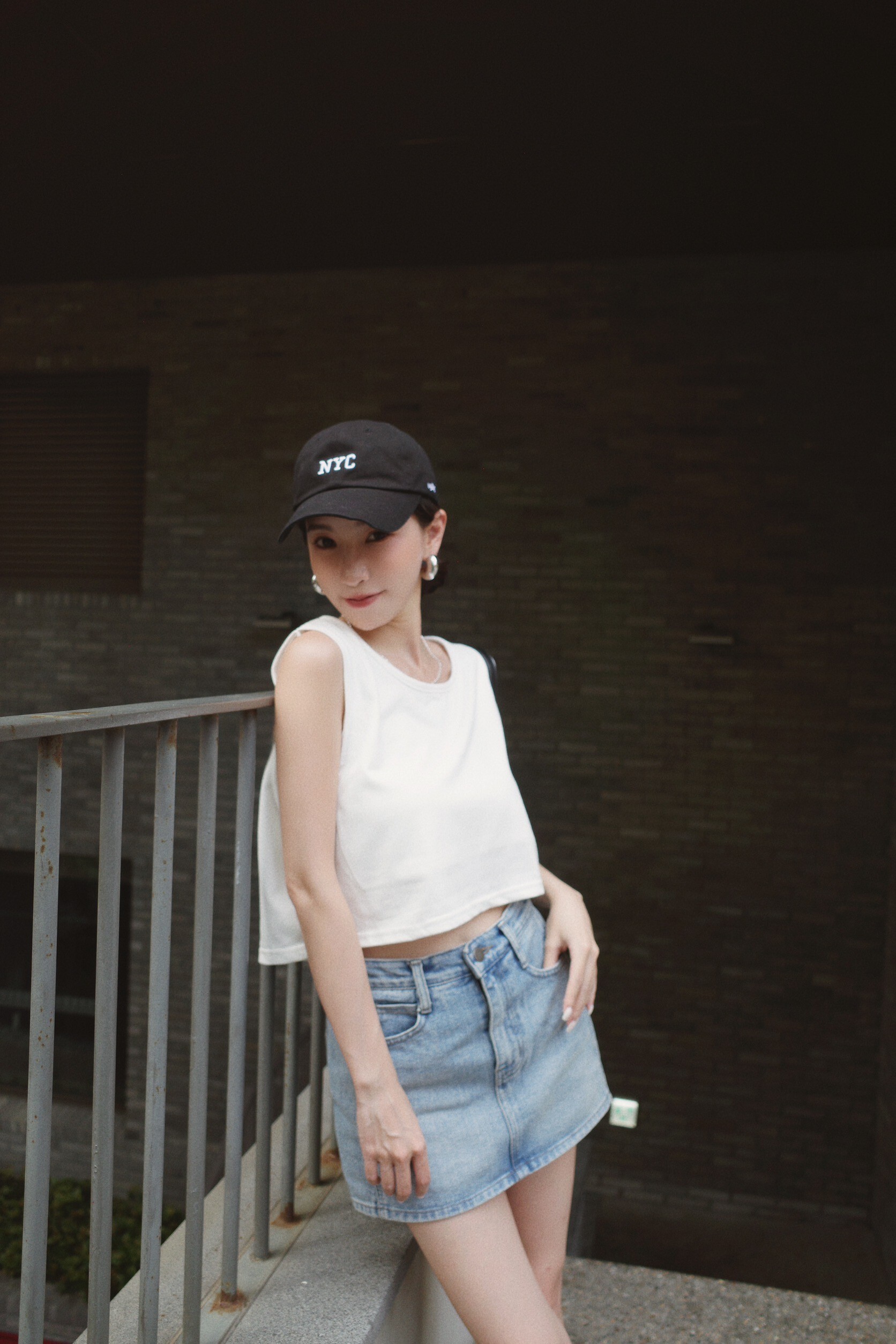 （現貨）🇰🇷#U19 心心念念側口袋單寧短裙(藍/黑)