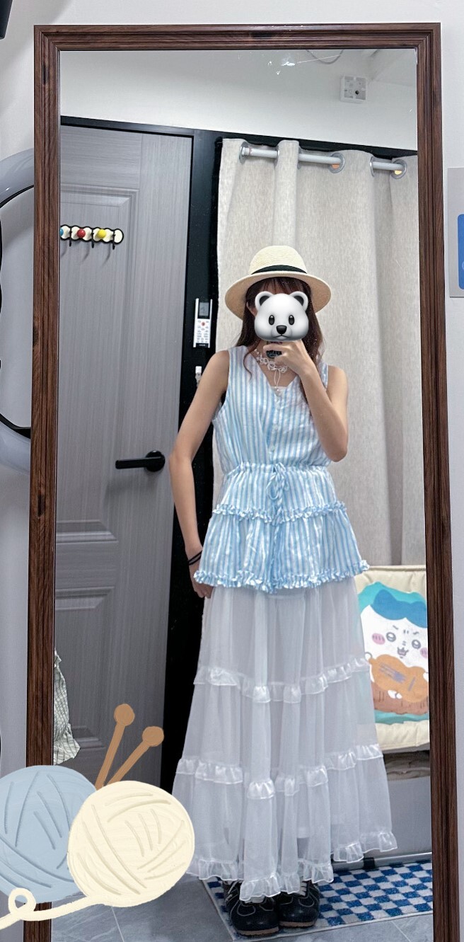 淺藍色V領束腰TOP