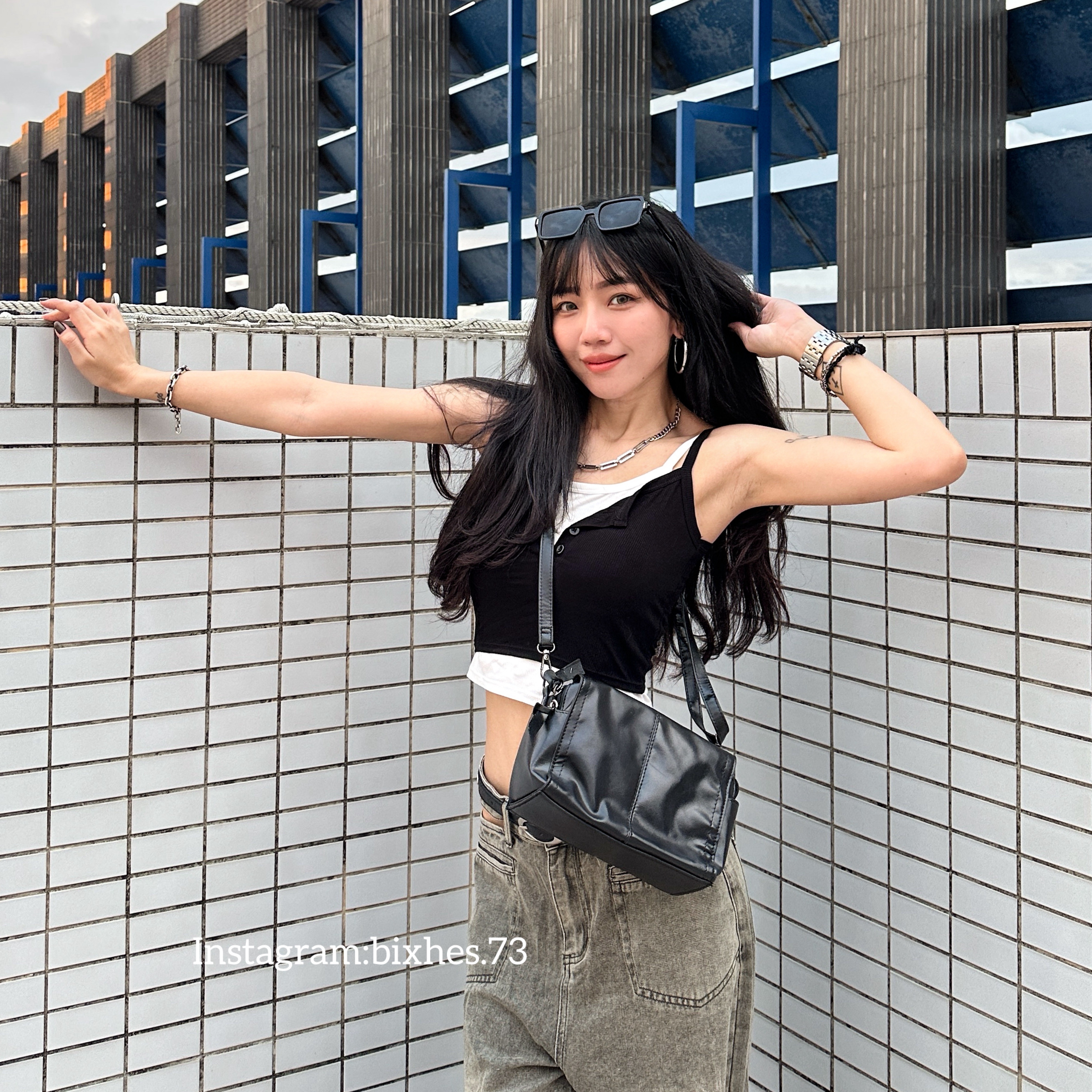 排扣假兩件帶墊背心(C00095)