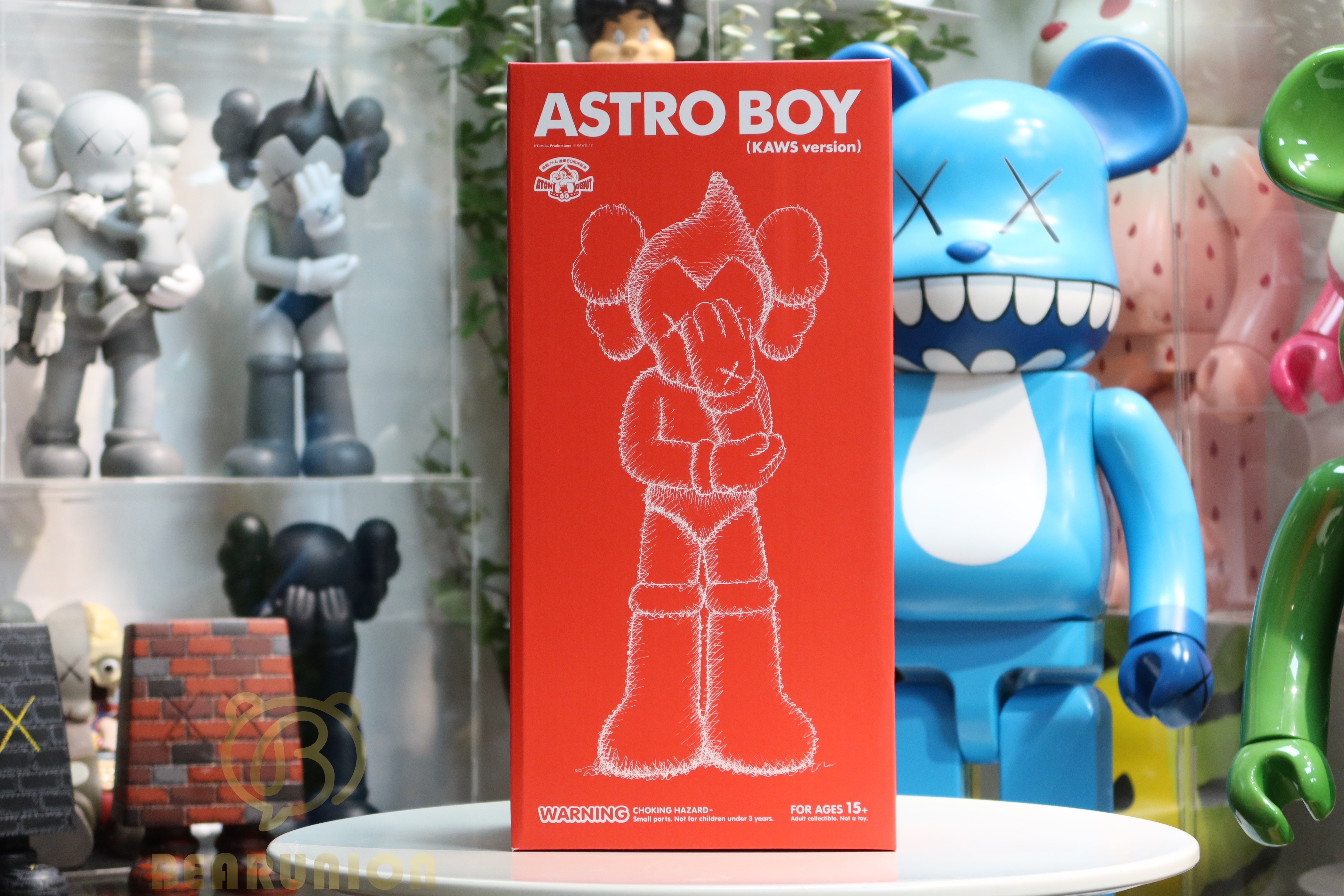 🥇現貨🥇KAWS Astro Boy Vinyl Figure Red