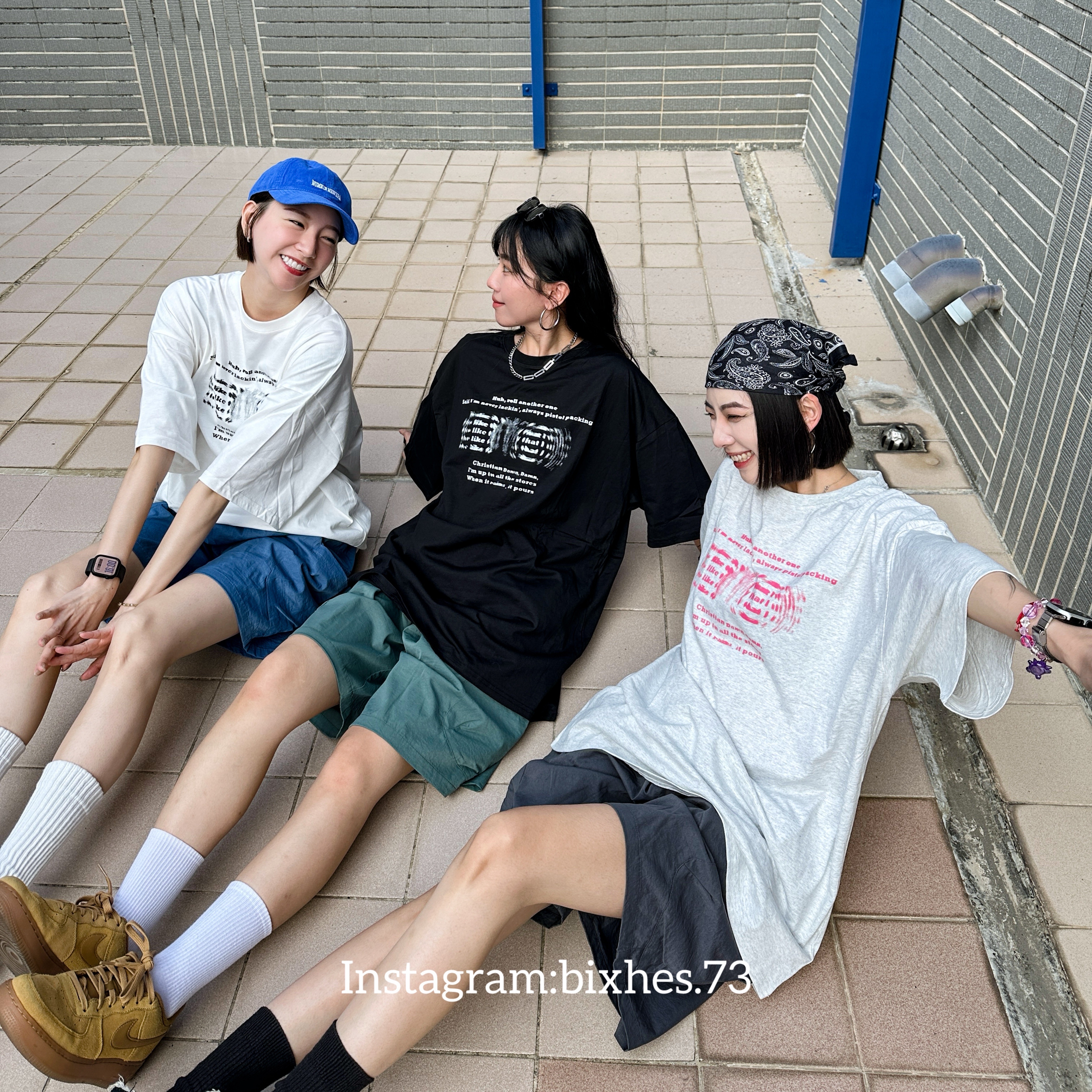 動態模糊字寬鬆短T(A00046)