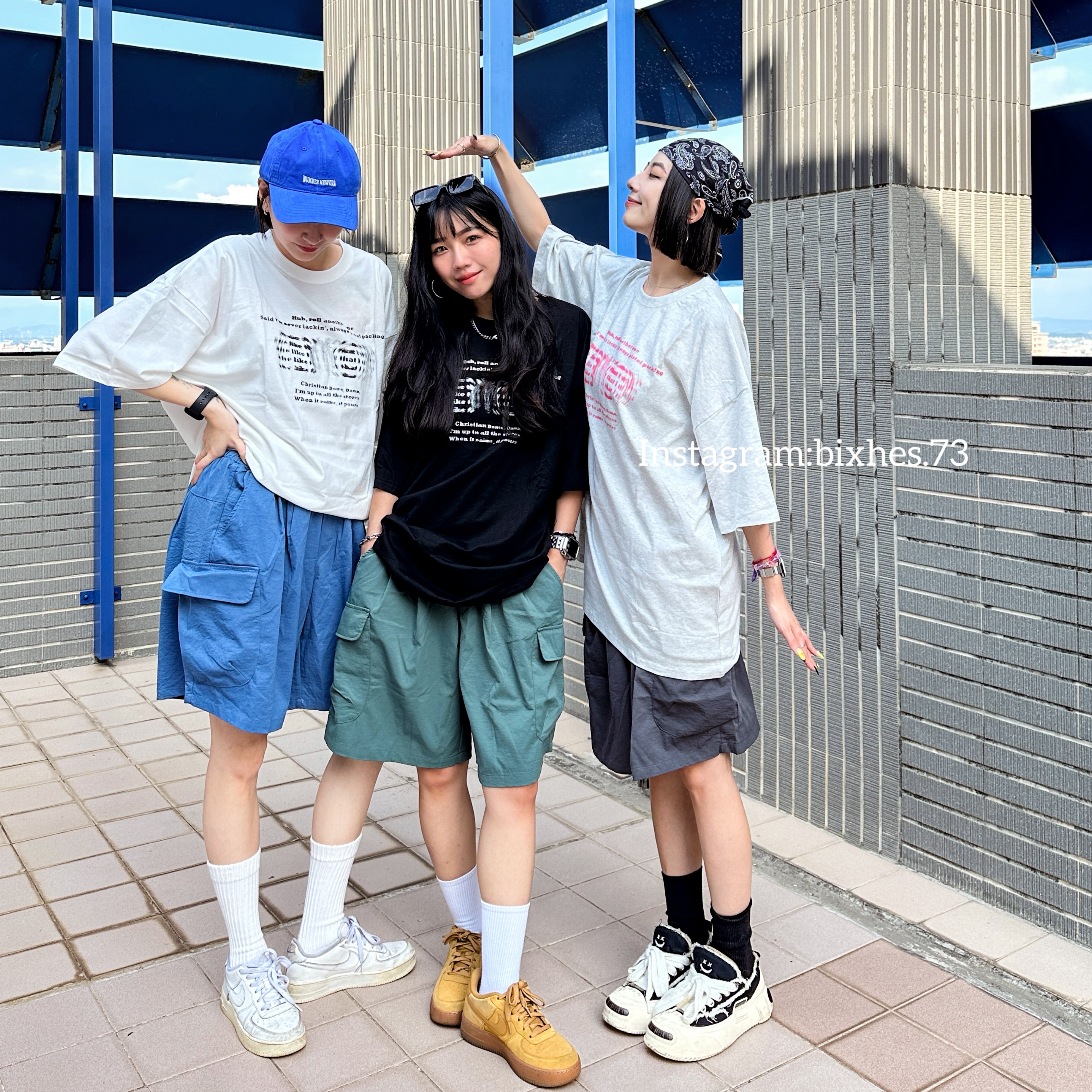 動態模糊字寬鬆短T(A00046)