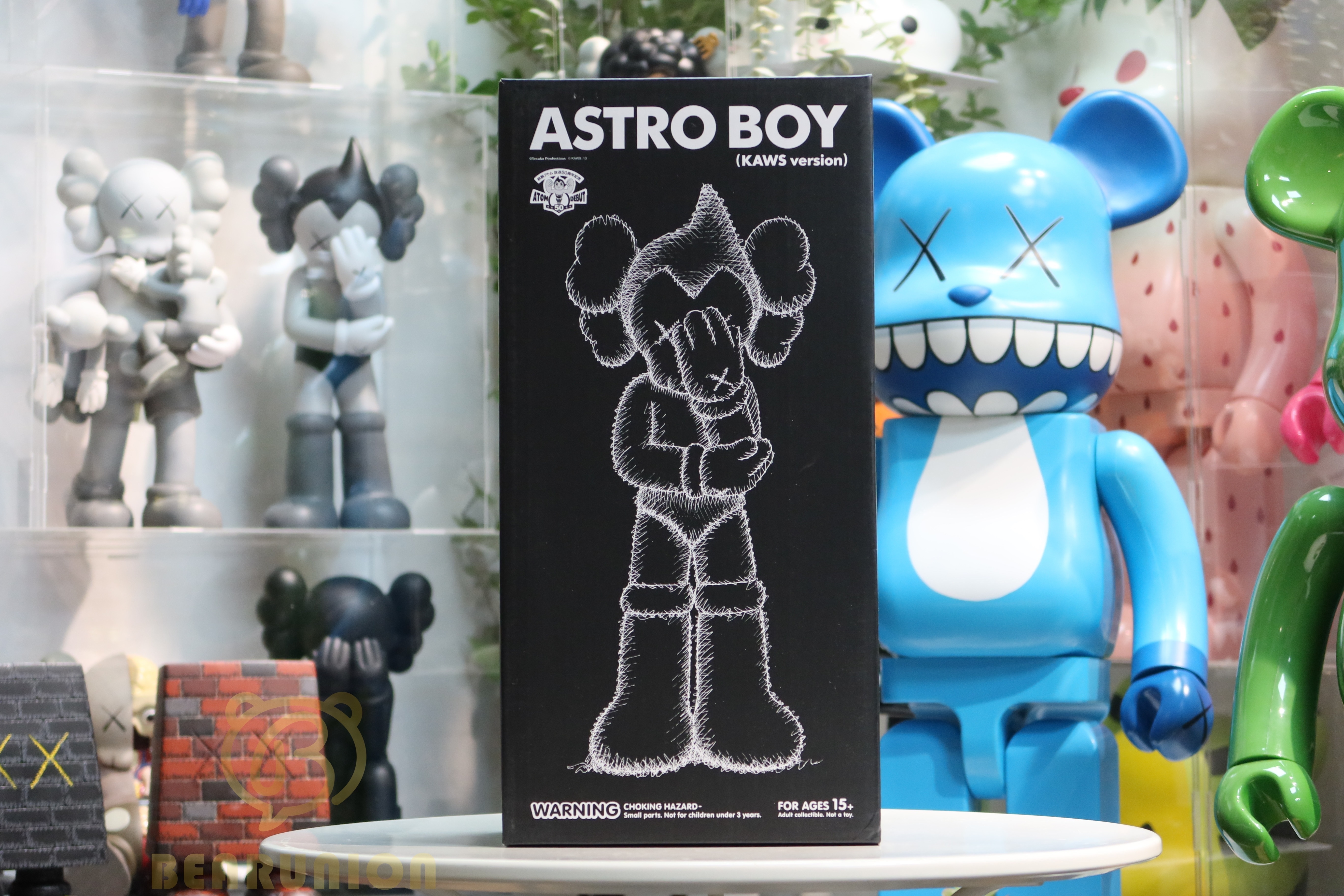 🥇現貨🥇KAWS Astro Boy Vinyl Figure Black