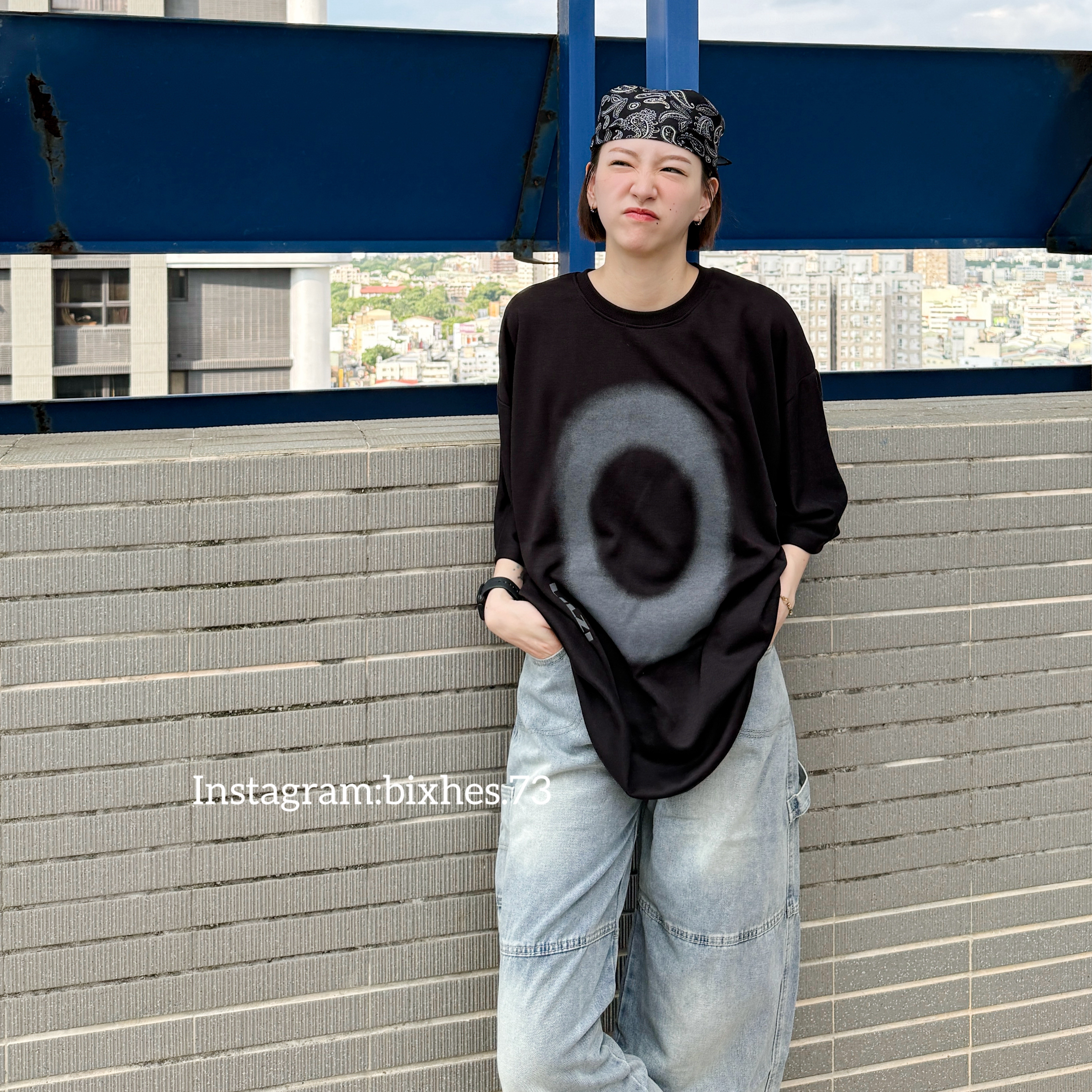 噴漆圓形寬版短T(A00033)