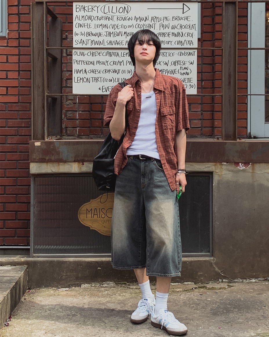 Wake 超長百慕達牛仔褲