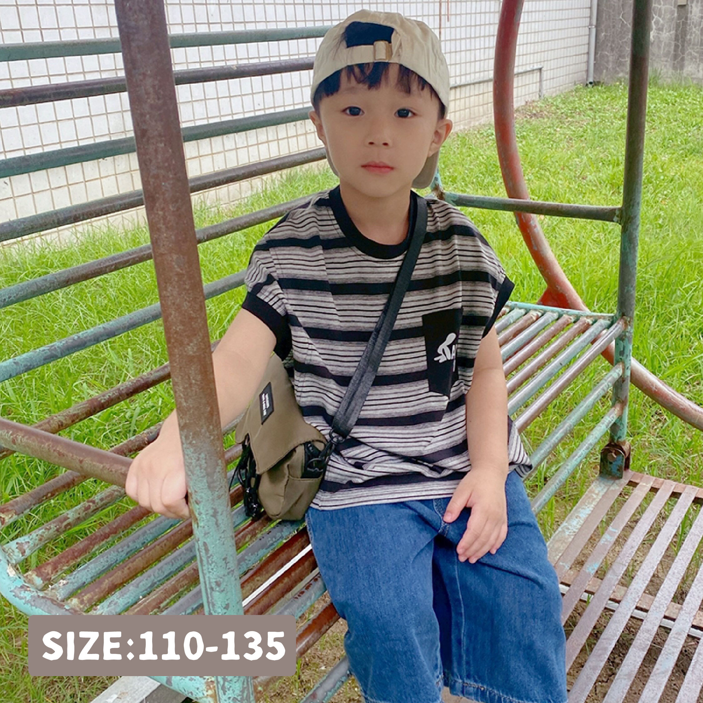 【H50592】經典條紋藝術英字上衣