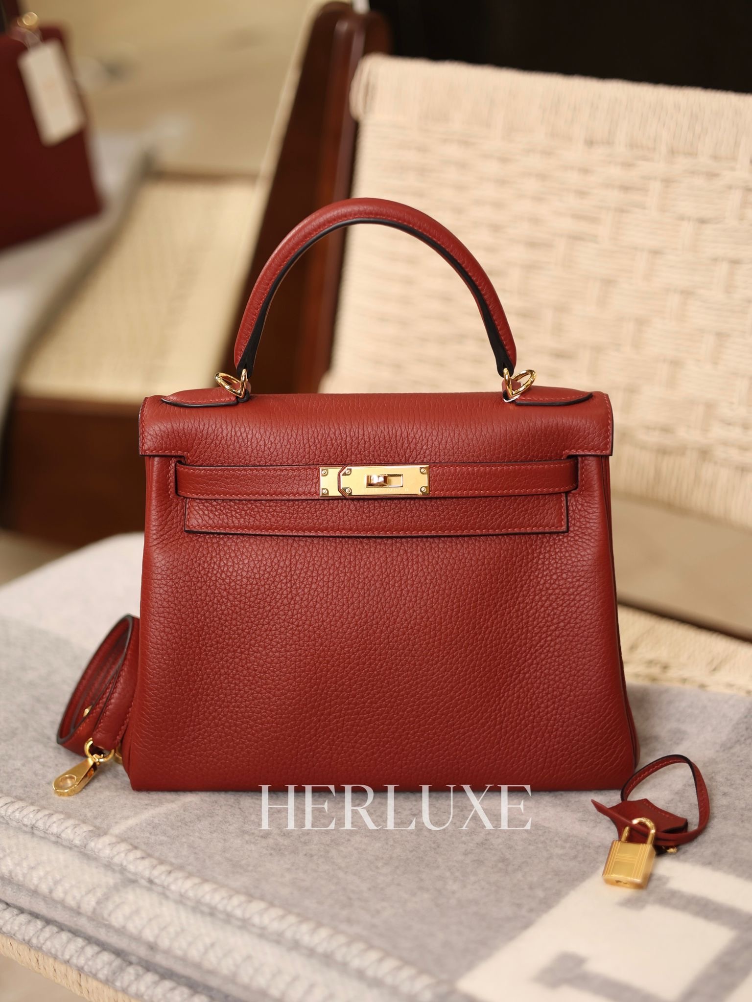 Kelly 28 55 rouge H cc tc K