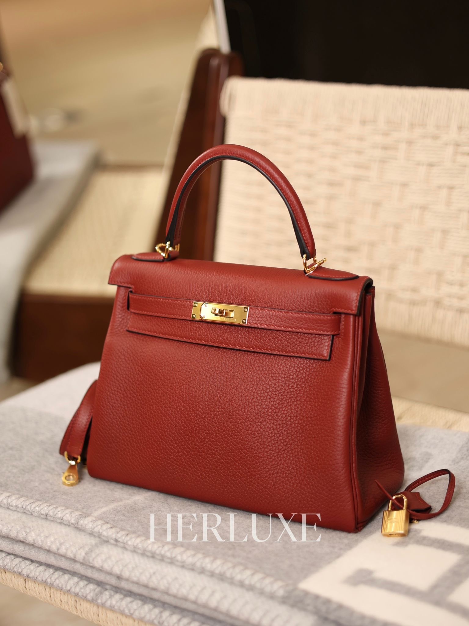 Kelly 28 55 rouge H cc tc K
