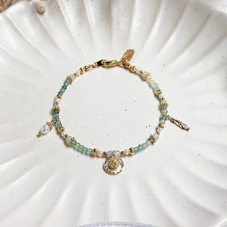 生日花 • 柒月拾肆 • 白羽扇豆 – 黃綠水晶 – 手鍊