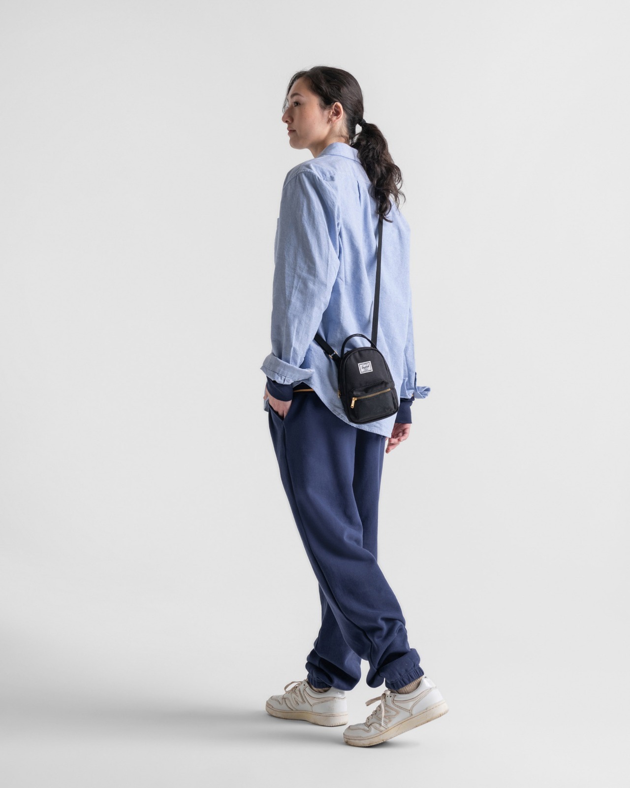 【預購】Herschel Supply G070725 斜咩小背包