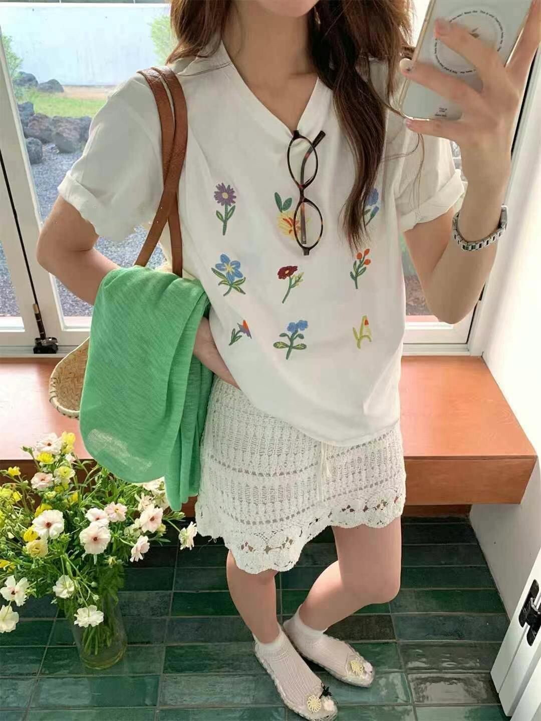 (特價款) 花花短T