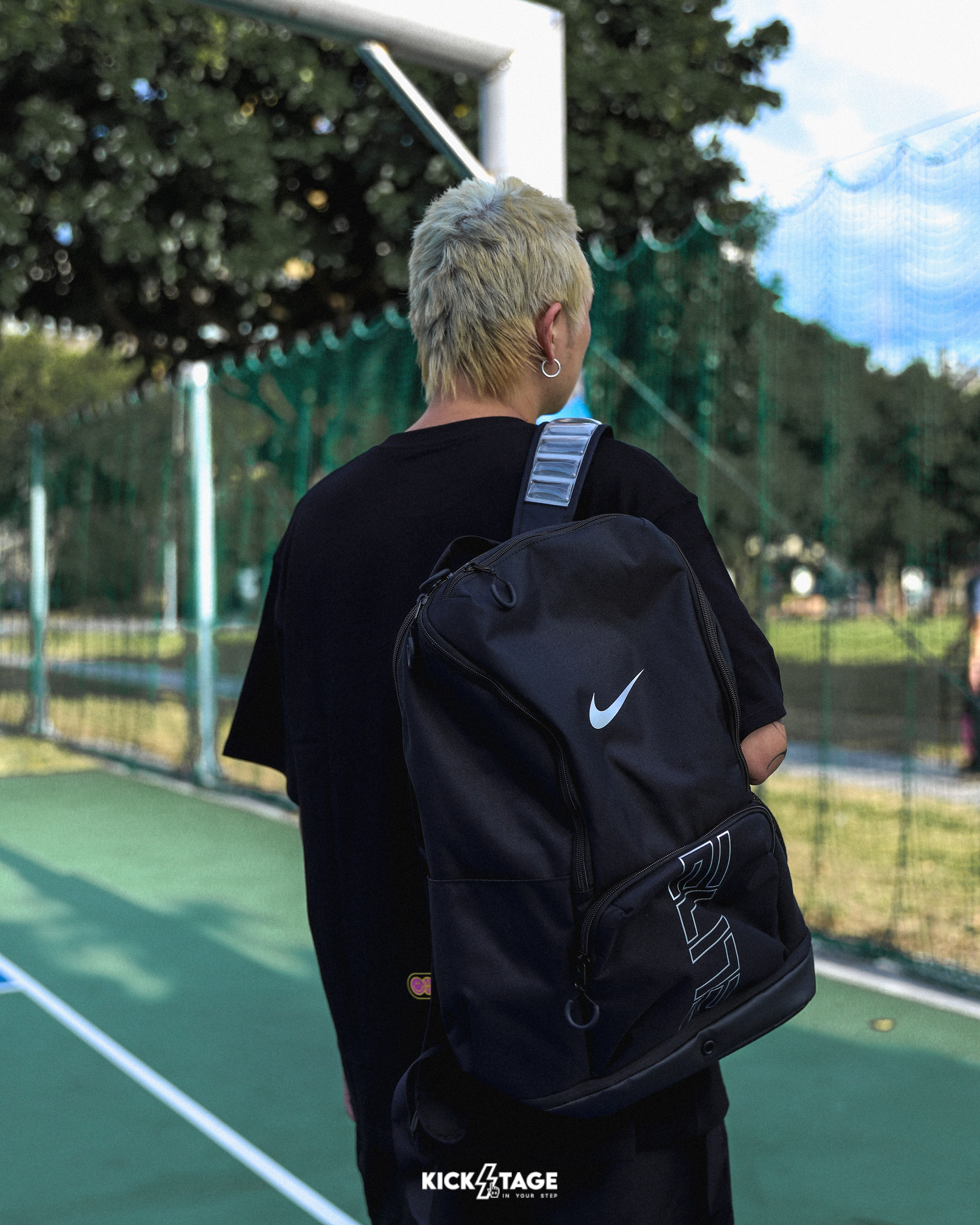[特價售出無退換] NIKE VARSITY ELITE BACKPACK 黑 白 32L 大容量 雙肩包 後背包 有鞋艙【HM9965】UTIBG