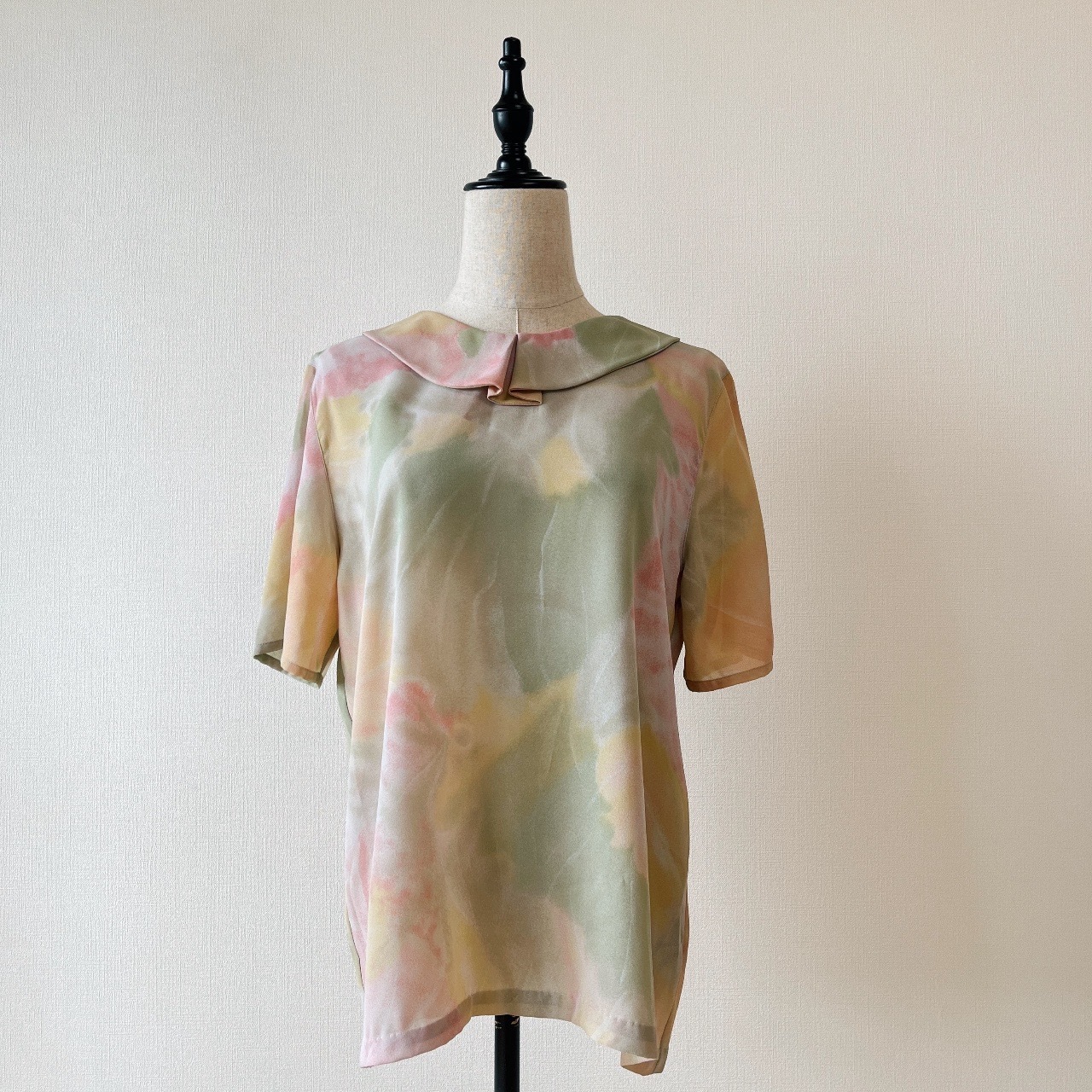 日系夢幻水彩感短袖上衣