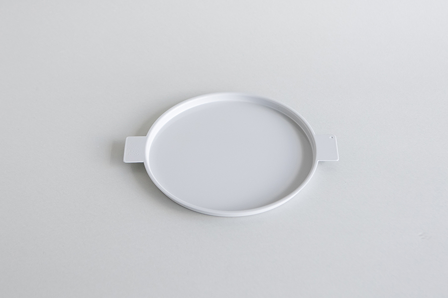 yumiko iihoshi porcelain - Colored' aluminum tray彩色鋁製托盤 / 圓形  / 白 / L