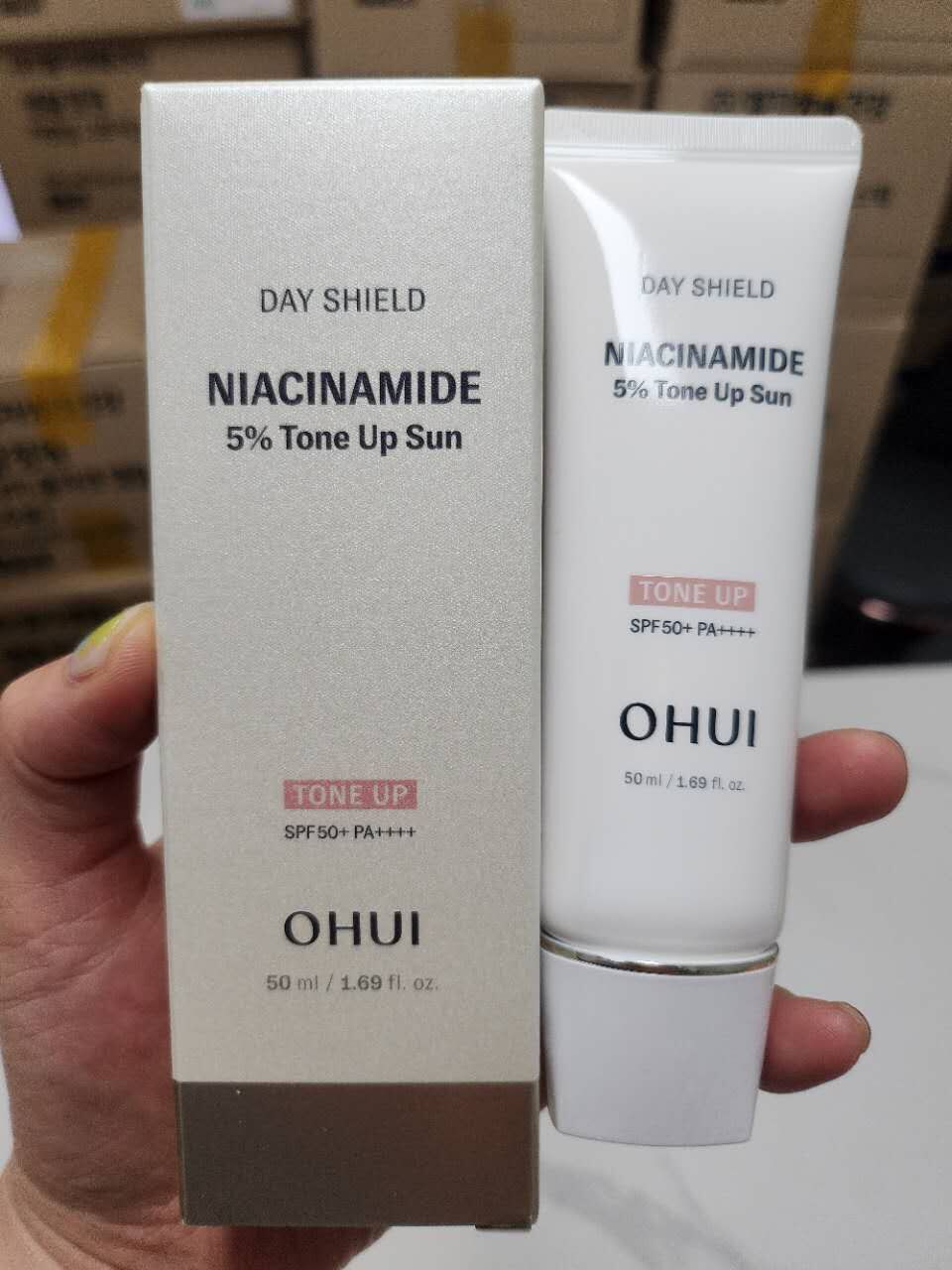 【預購】AKR070809 OHUI 提亮防曬乳 SPF50+ PA++++ 50ml