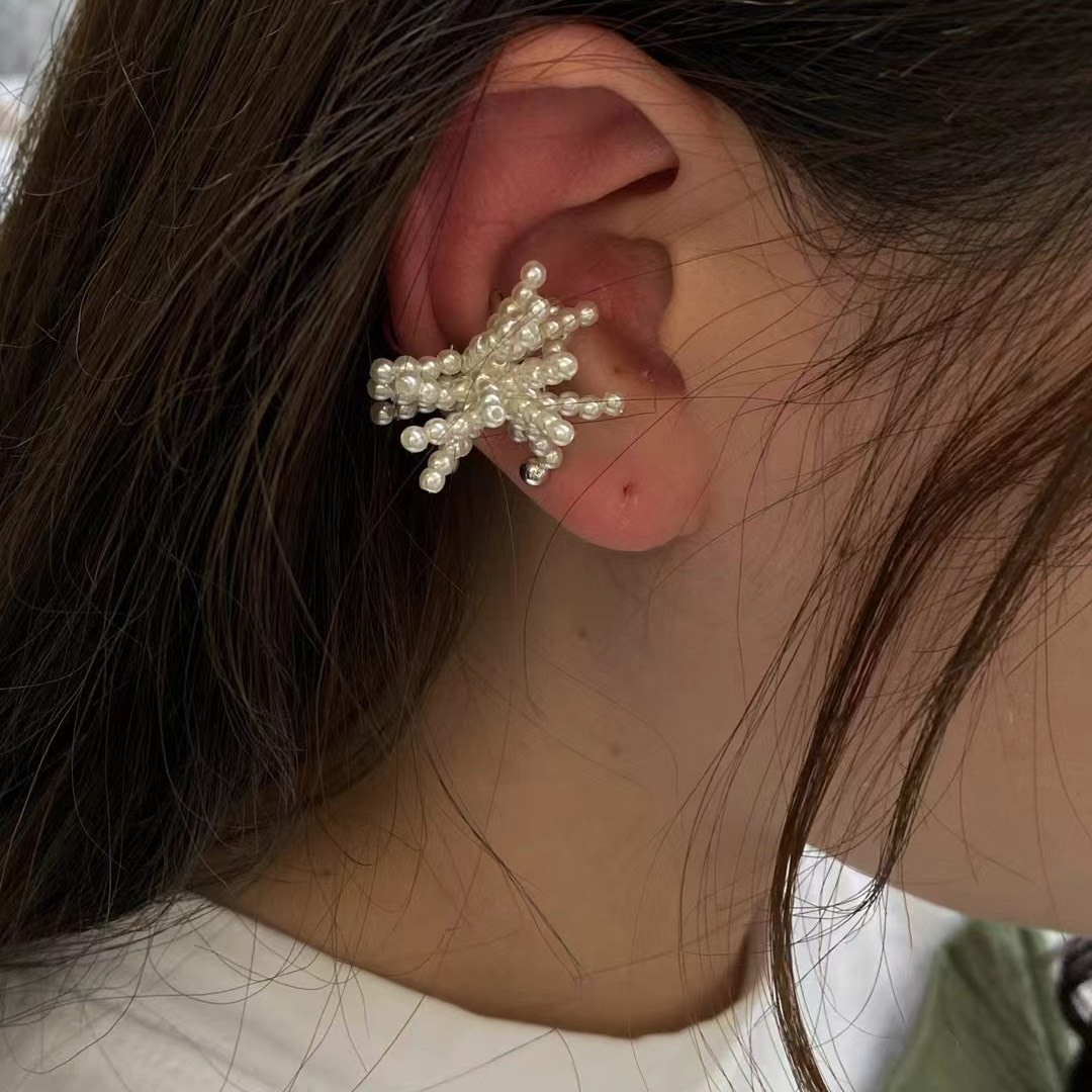 Handmade 珍珠耳骨夾