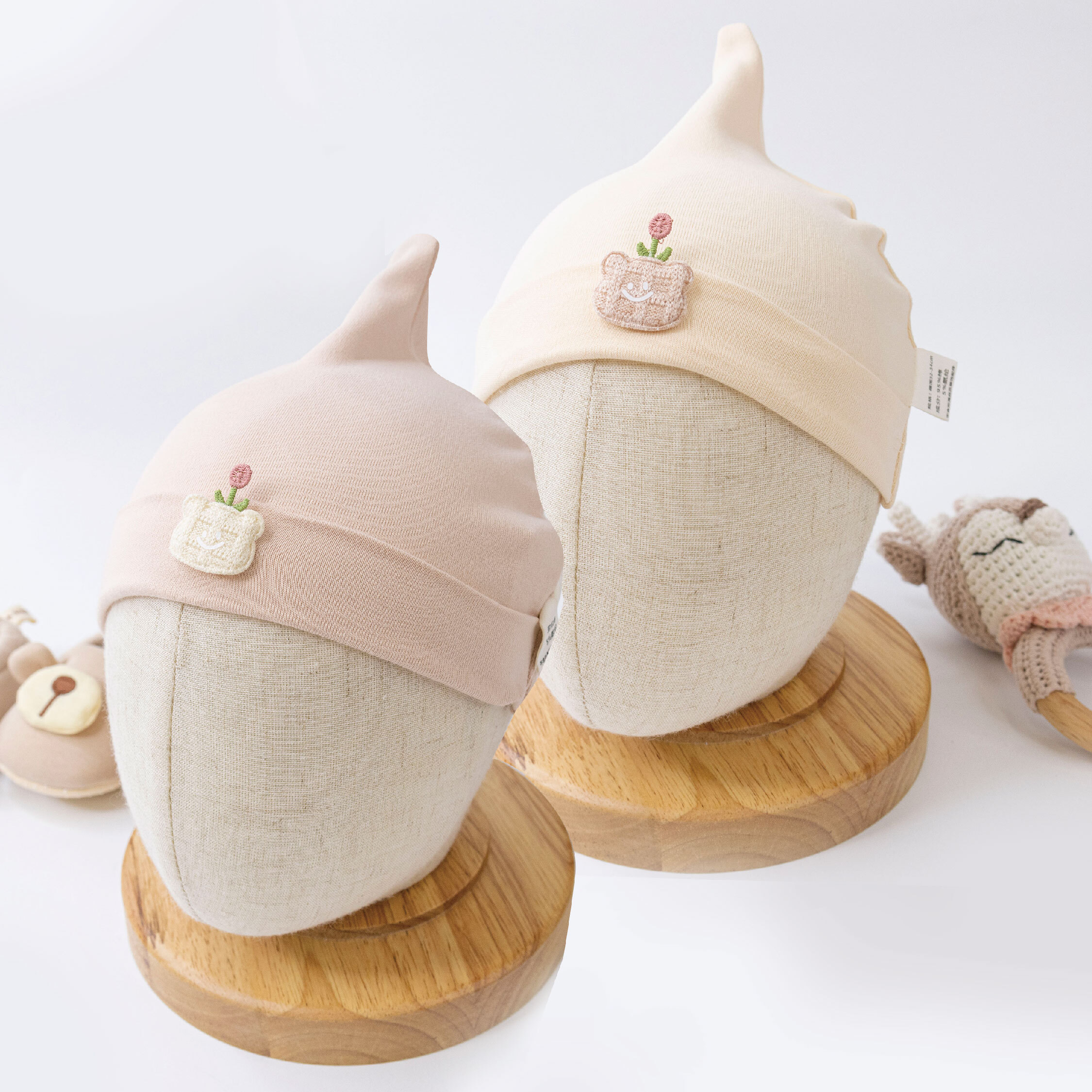 【JA1538】小熊頭上有花親膚寶寶帽＊二色