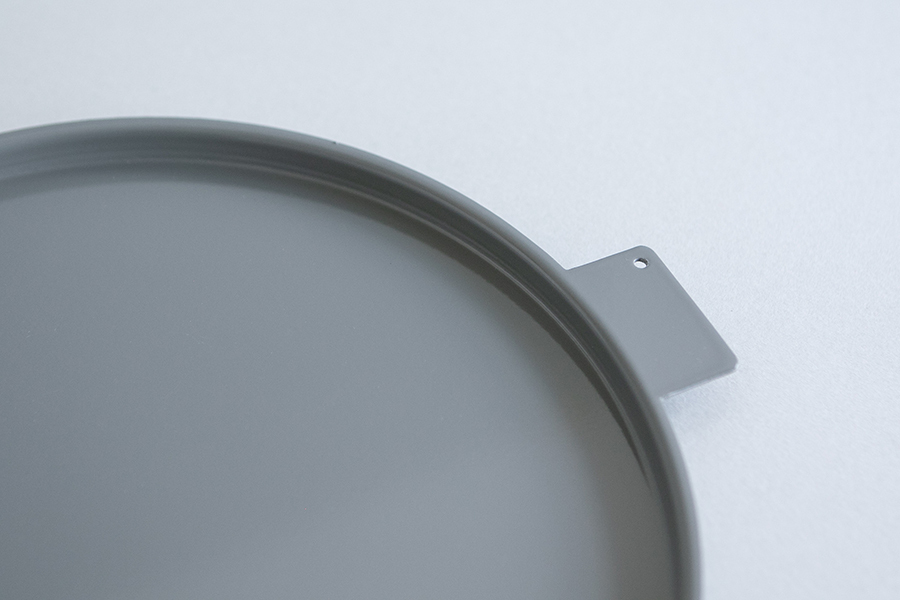 yumiko iihoshi porcelain - Colored' aluminum tray彩色鋁製托盤 / 圓形  / 灰 / 225