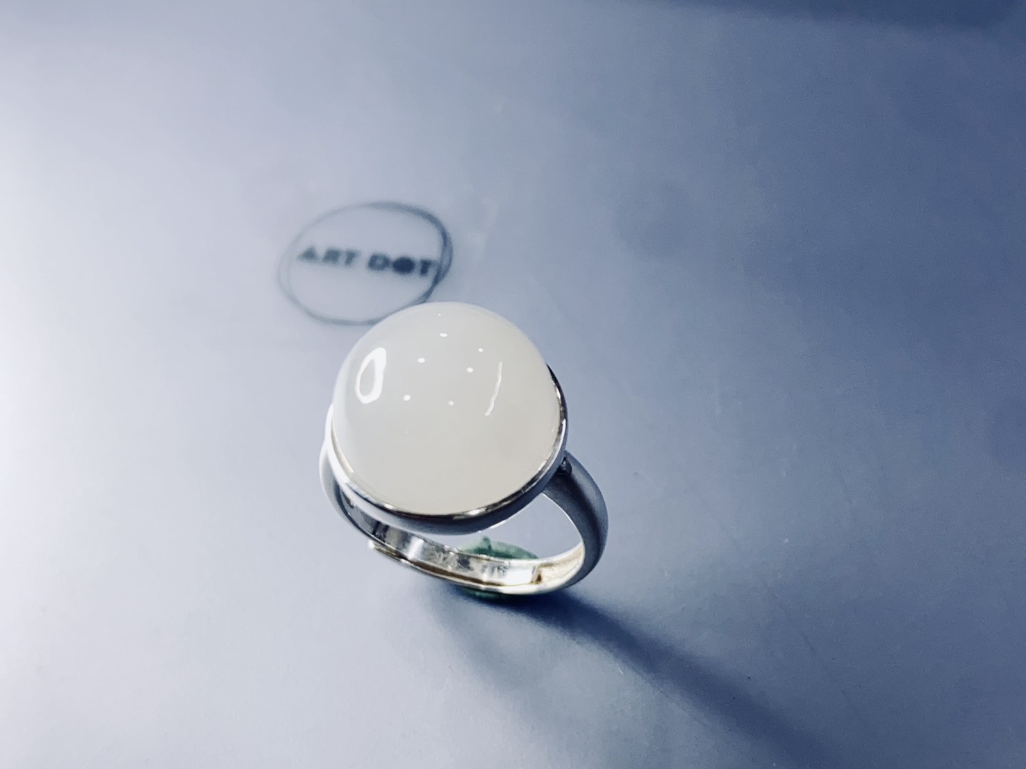 和田白玉大銀戒丨玉不言，心自靜丨少見大裸石