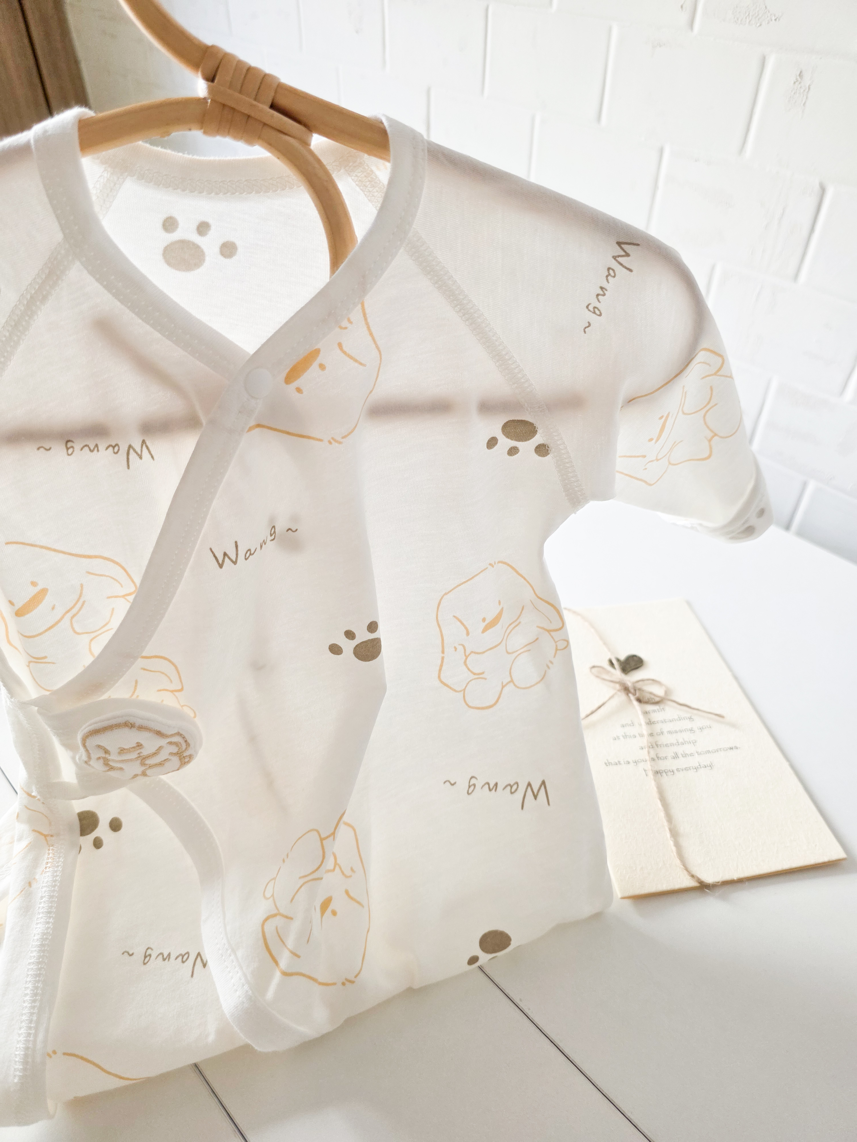 手掌狗狗 側扣長袖連身衣