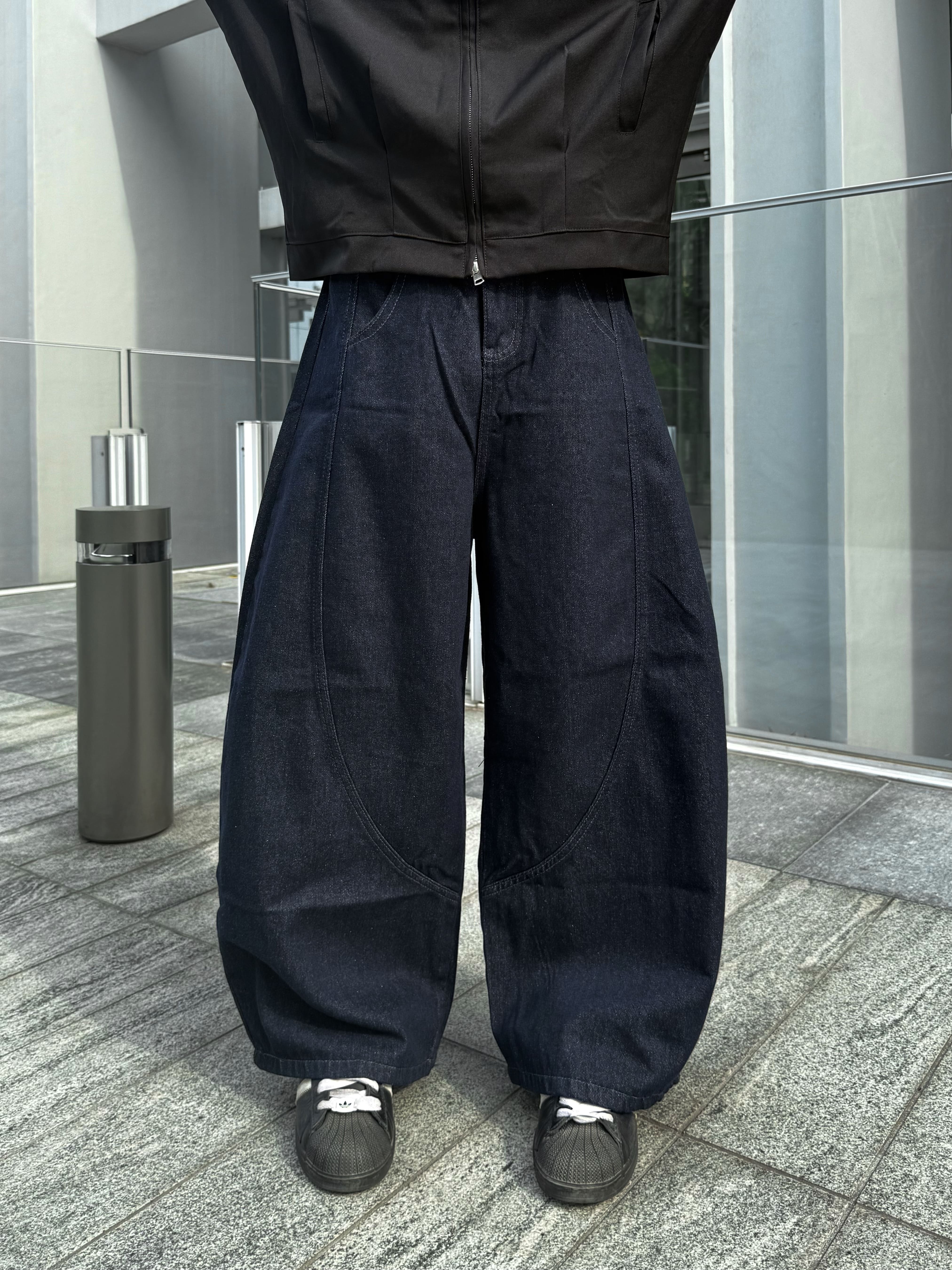 (現貨) 原色丹寧分割彎刀牛仔褲