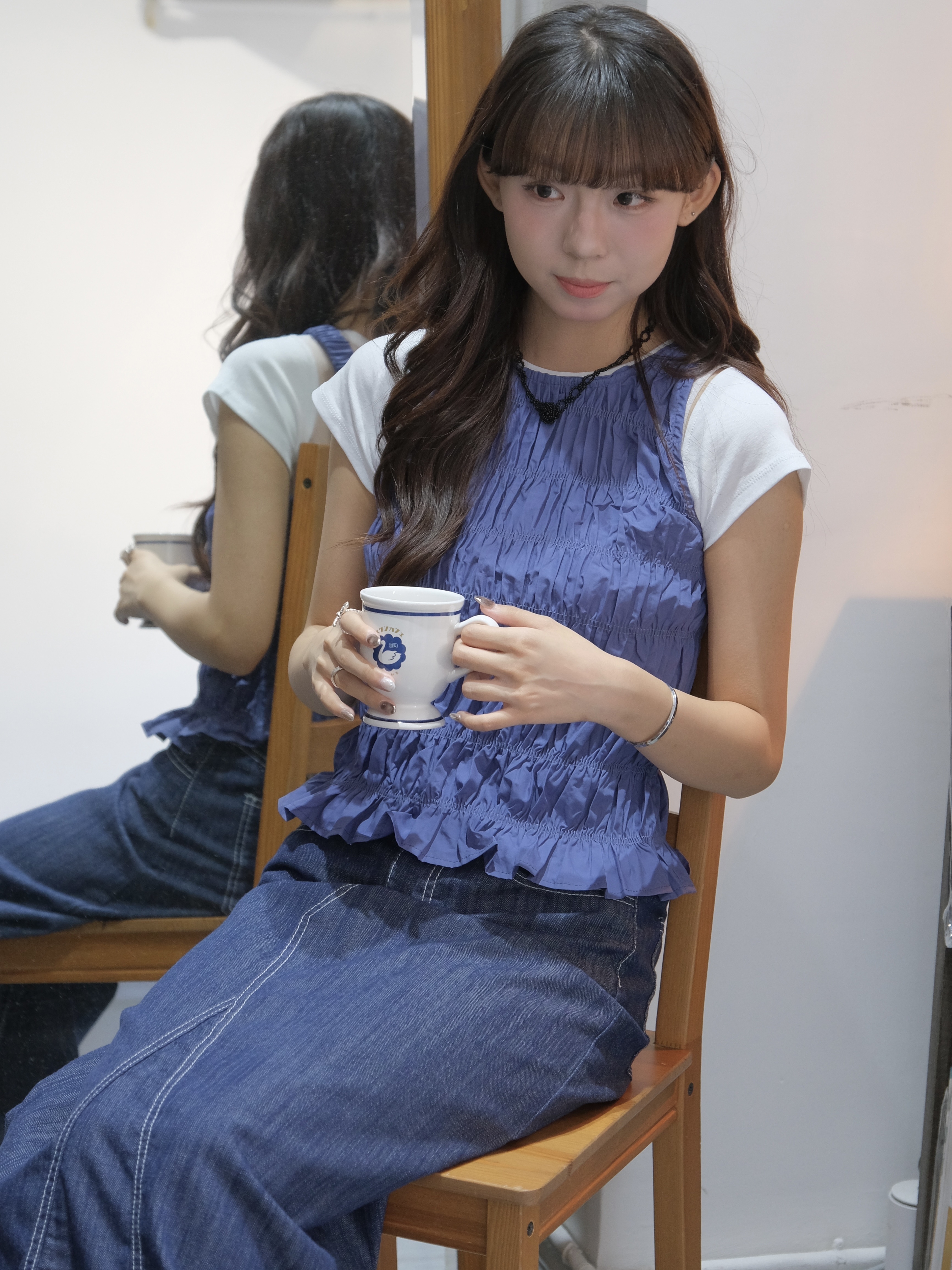 入肩橫摺摺露背TOP