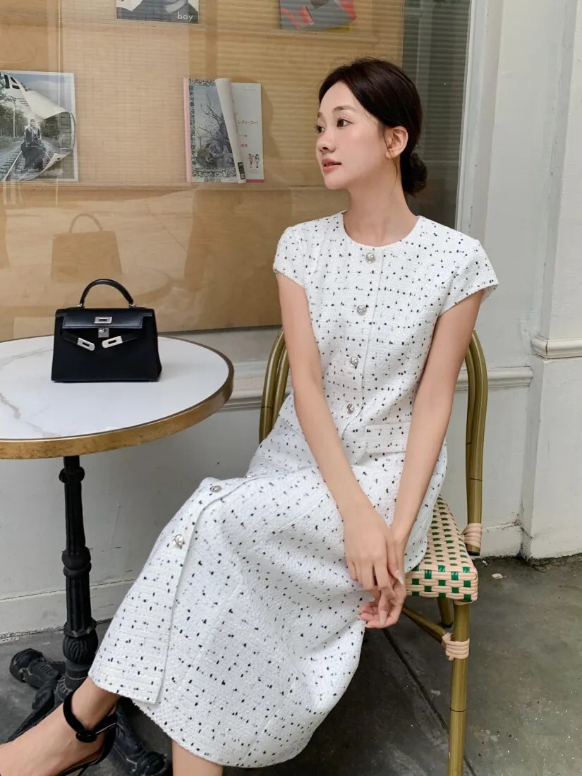 雲朵白小香風格紋排釦圓領長洋裝S-M (Elegant & Love)