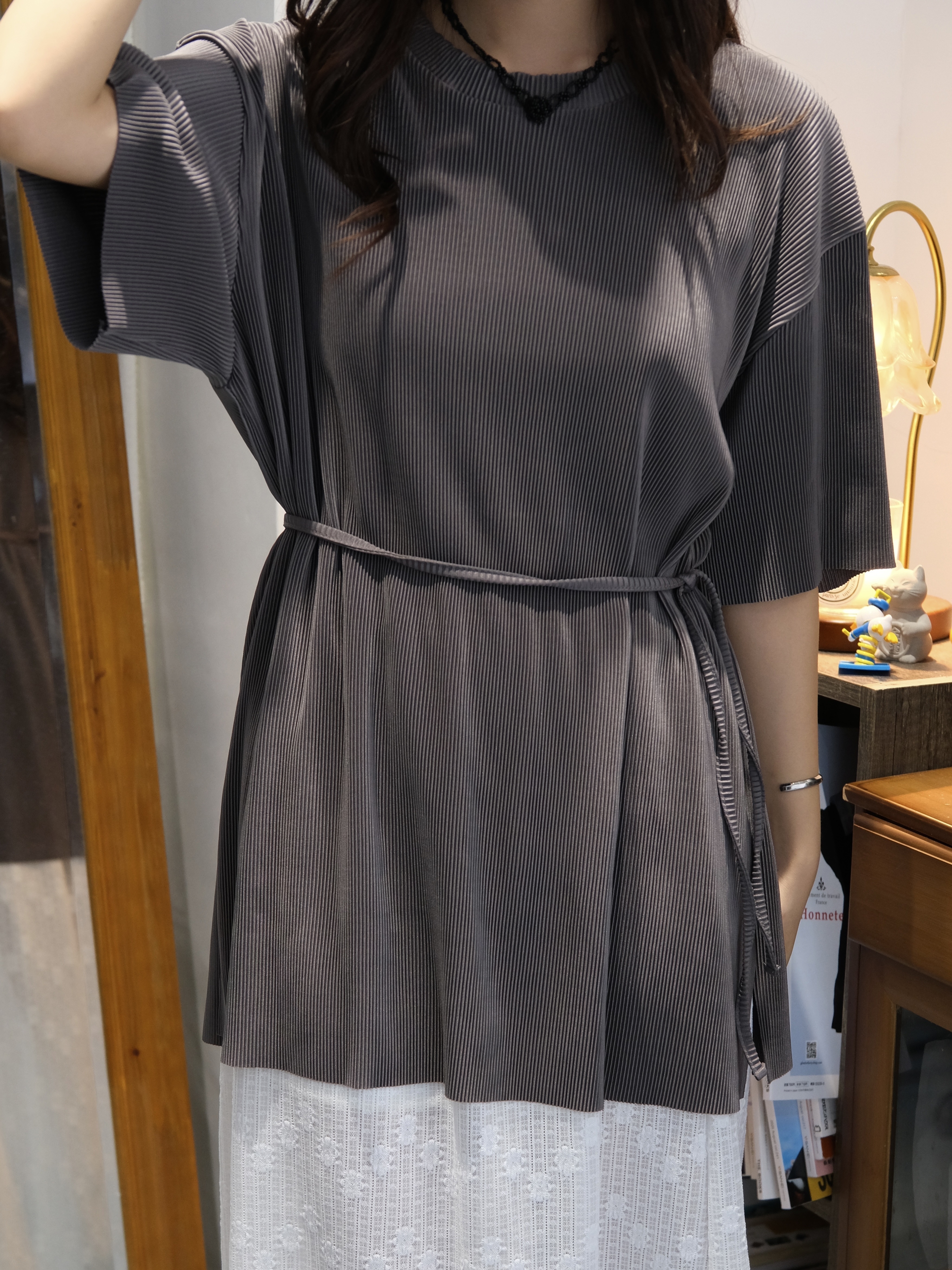 涼感百摺配繩子oversize top