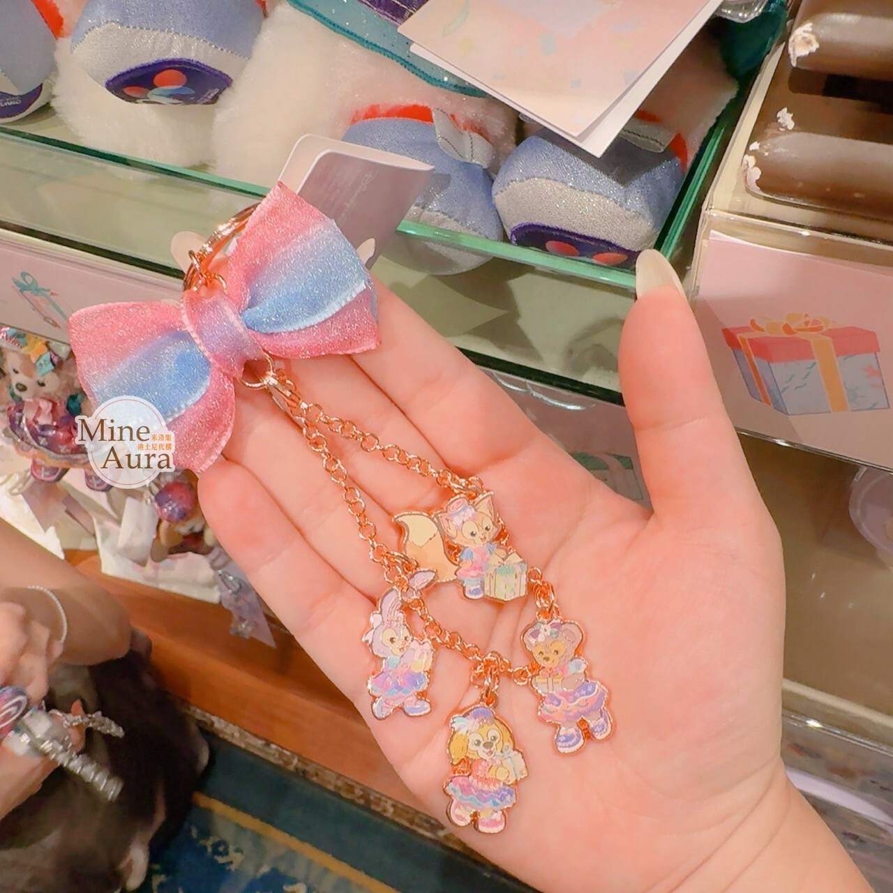 20周年奇妙派對 達菲Duffy與好友 蝴蝶結 造型 鑰匙圈 吊飾 -香港迪士尼樂園