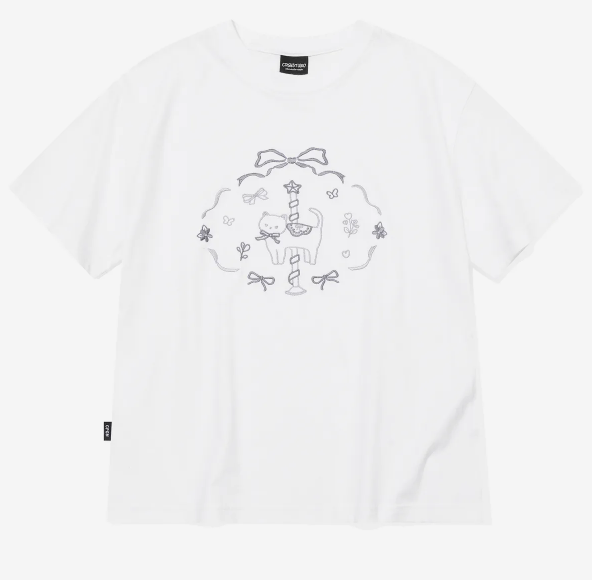 CPGN STUDIO / Circle Kitty Embroidered Cropped T-Shirt / White   JUL25