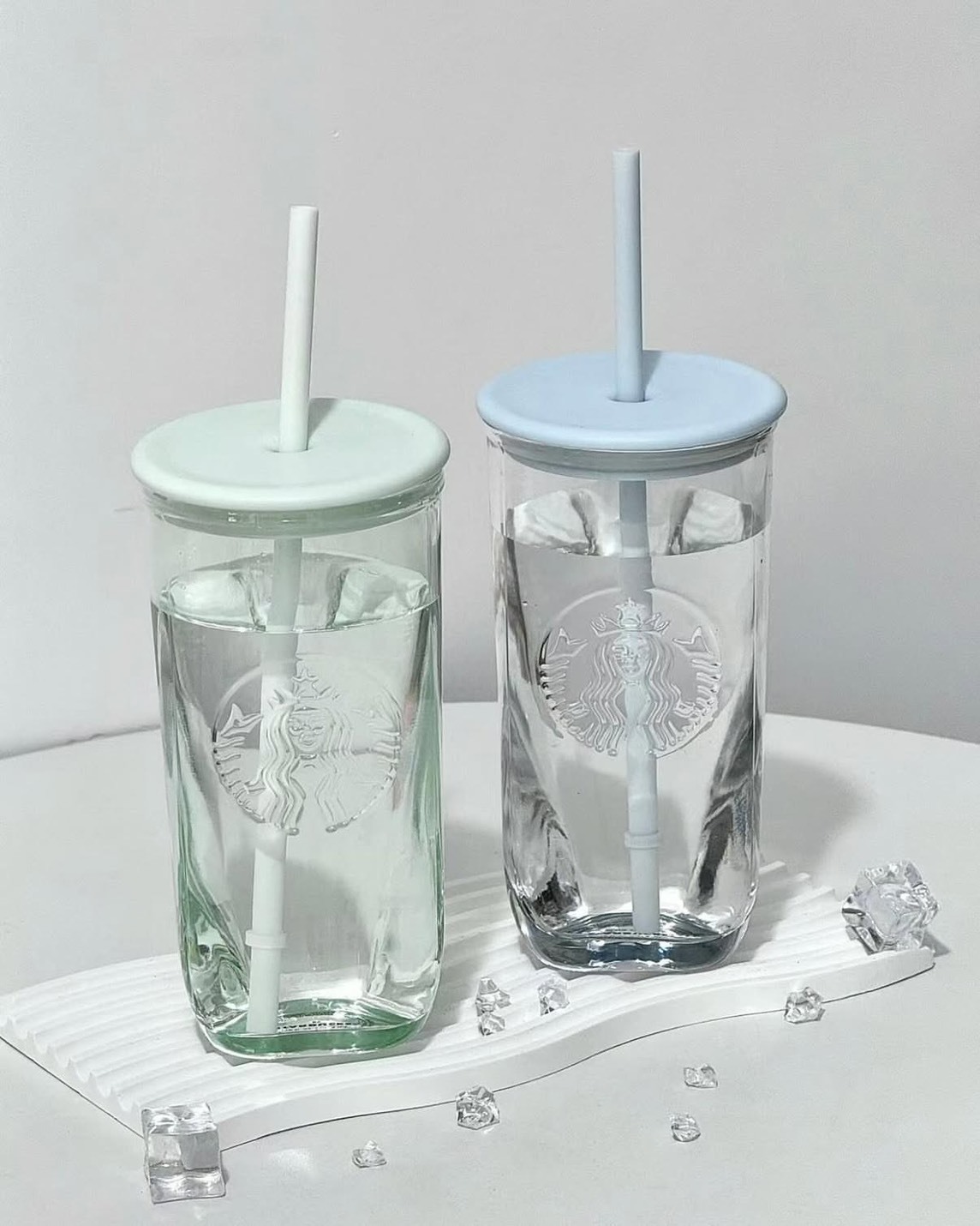 Starbucks 星巴克 薄荷曼波系列 三角玻璃吸管杯 473ml 2色