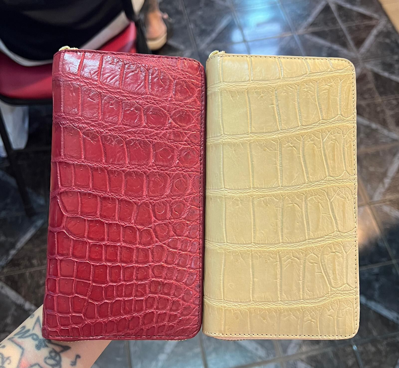 泰國 鱷魚皮拉鏈長銀包 (T7 T996)