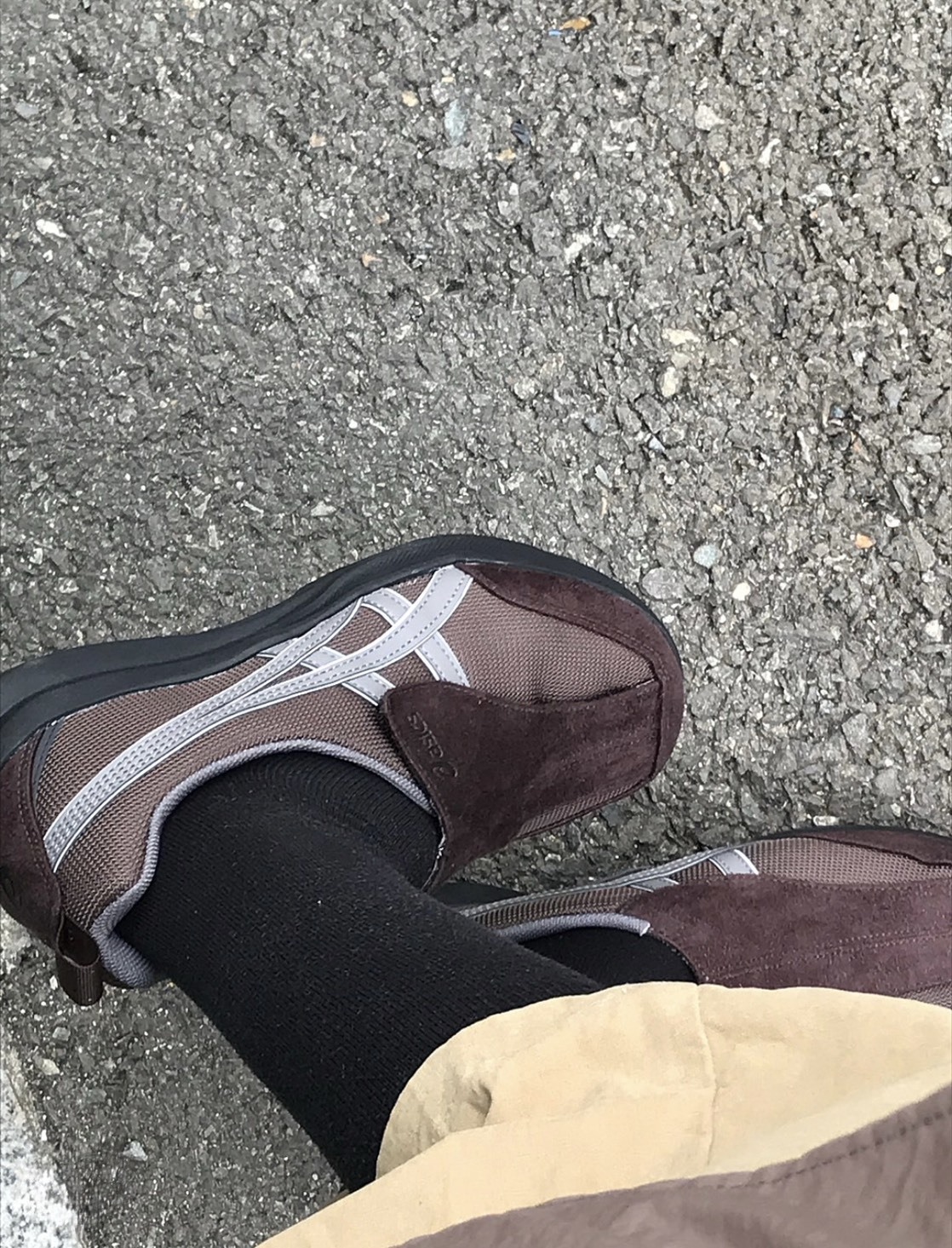 Asics Life Walker 010 Coffee – 3E Wide Retro Walking Shoes (1241A010-200)