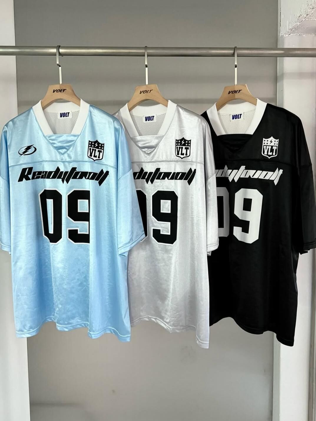 V領數字短袖Tee VOLT-097T