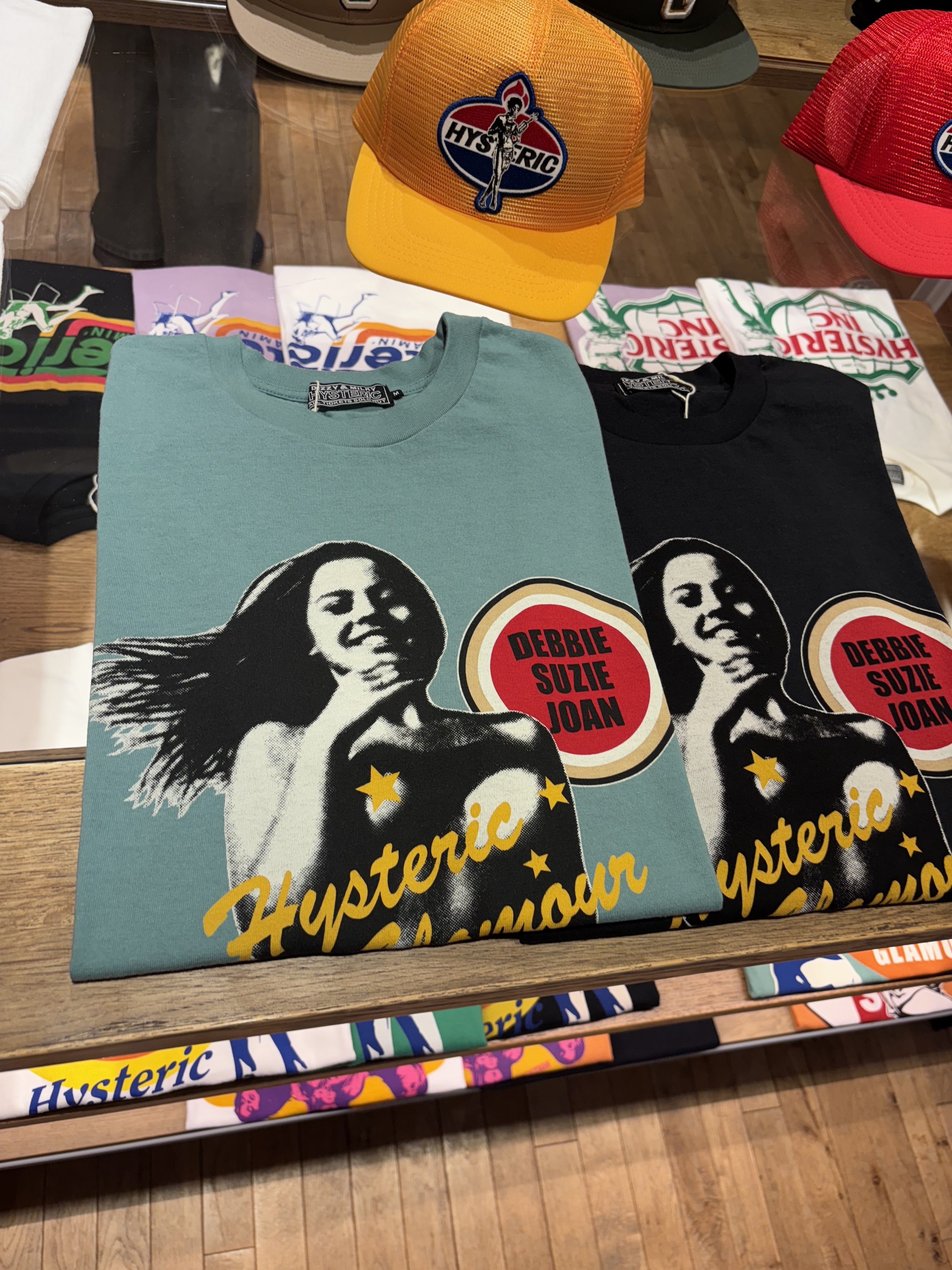 HYSTERIC GLAMOUR  - RUNNIN' AWAY T-shirt