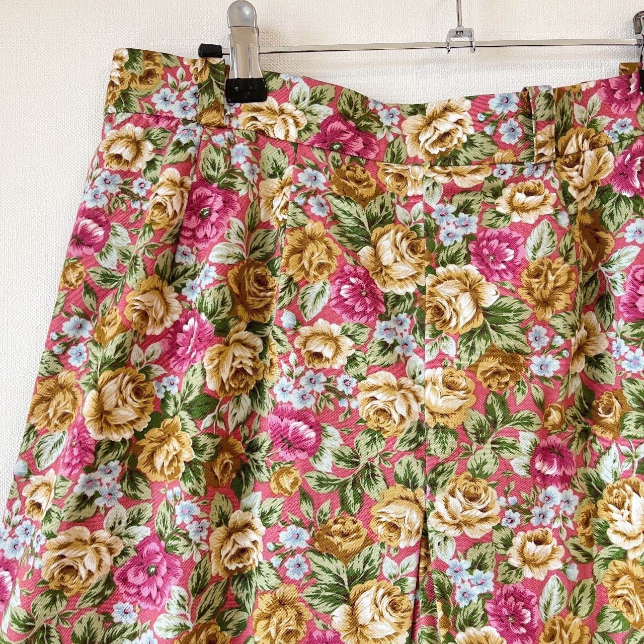 桃紅色古典大花裙褲