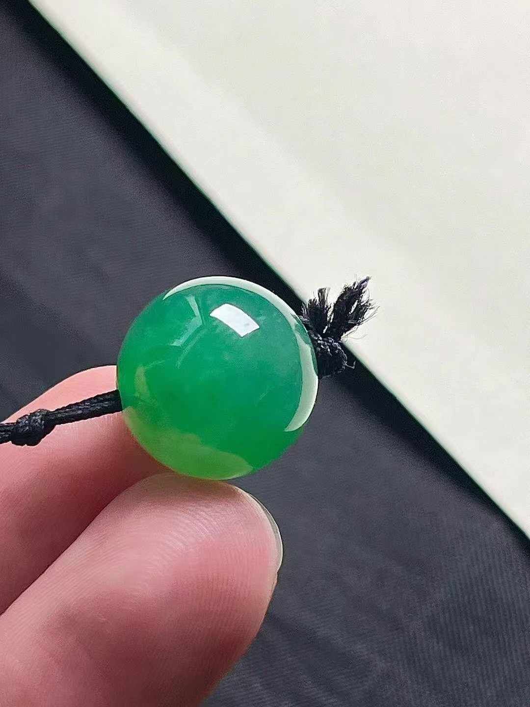 76349 翡翠珠子 (13.4mm直徑)