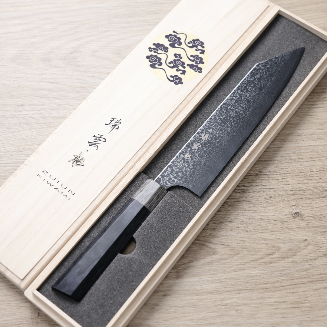 関兼次 瑞雲極 牛刀 210mm SG2粉末綱/附刀鞘 DLC大馬士革