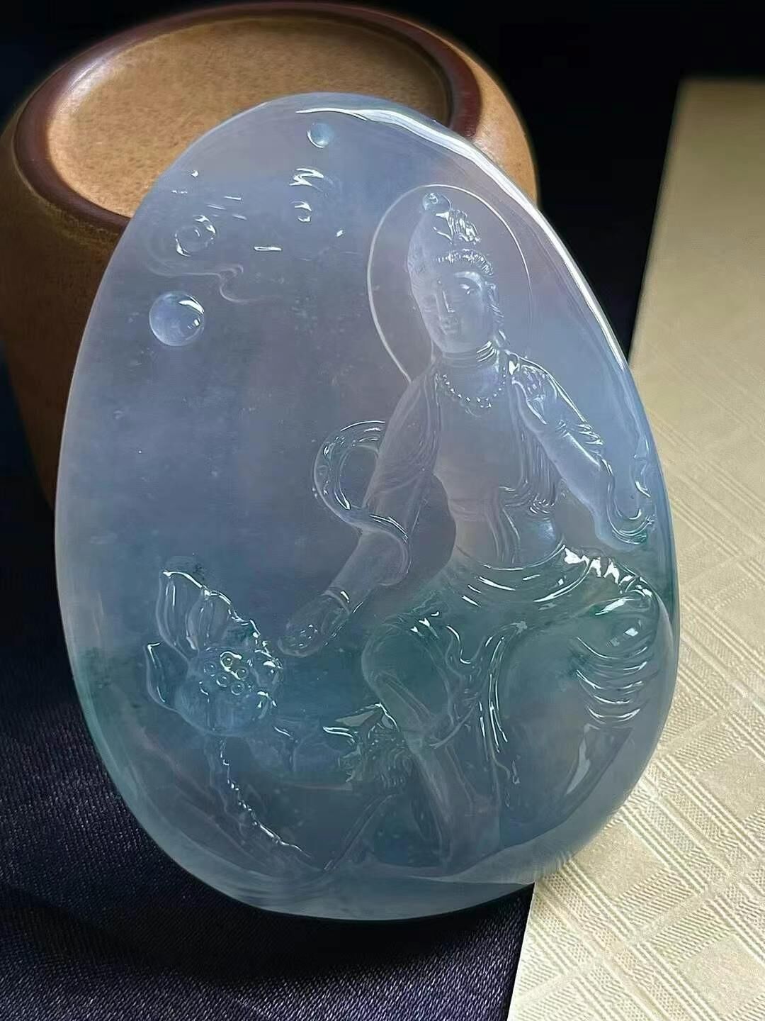 76354 翡翠觀音牌