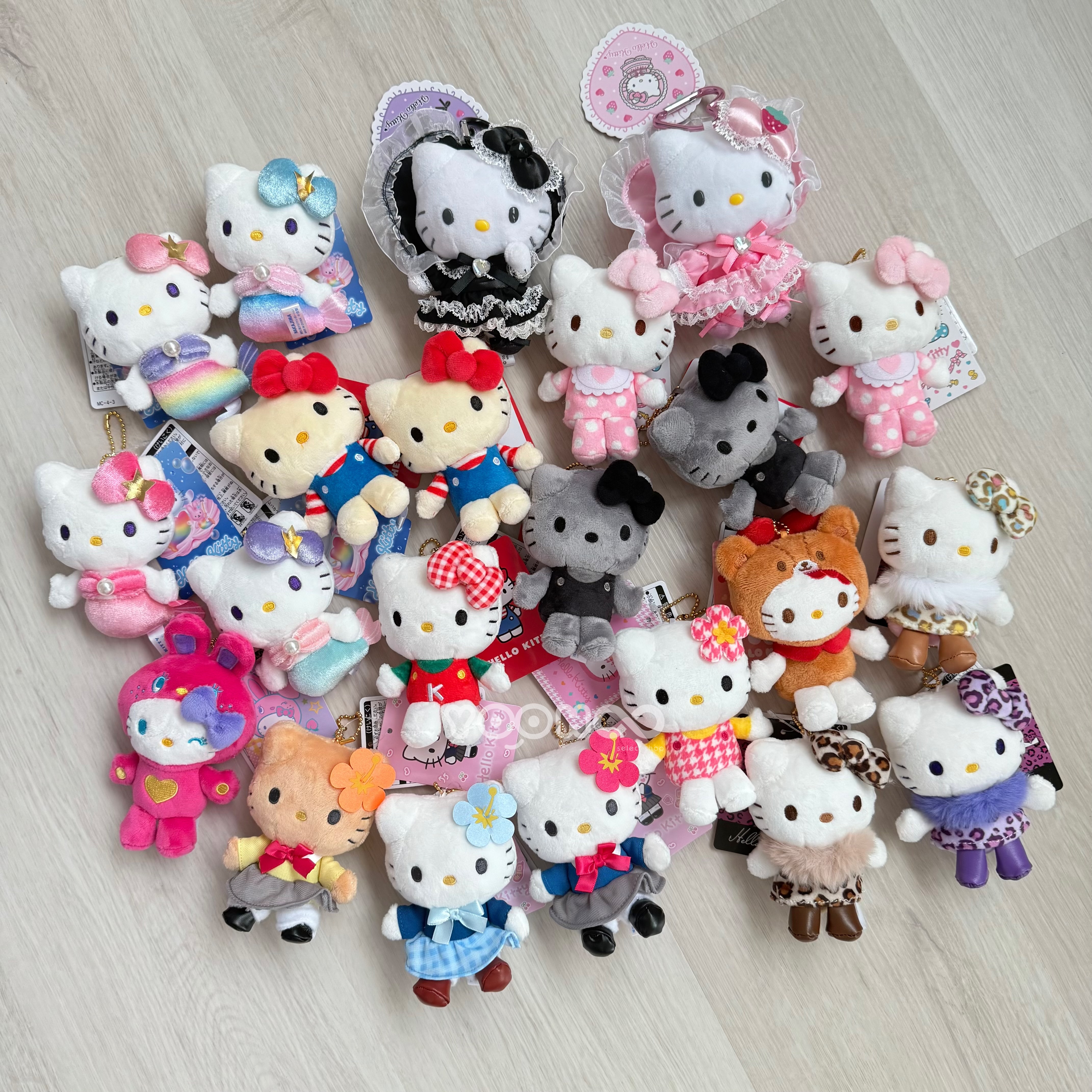 現貨┃日本 KITTY 平成 美人魚 黑灰 黑皮 曬黑 公主 吊飾