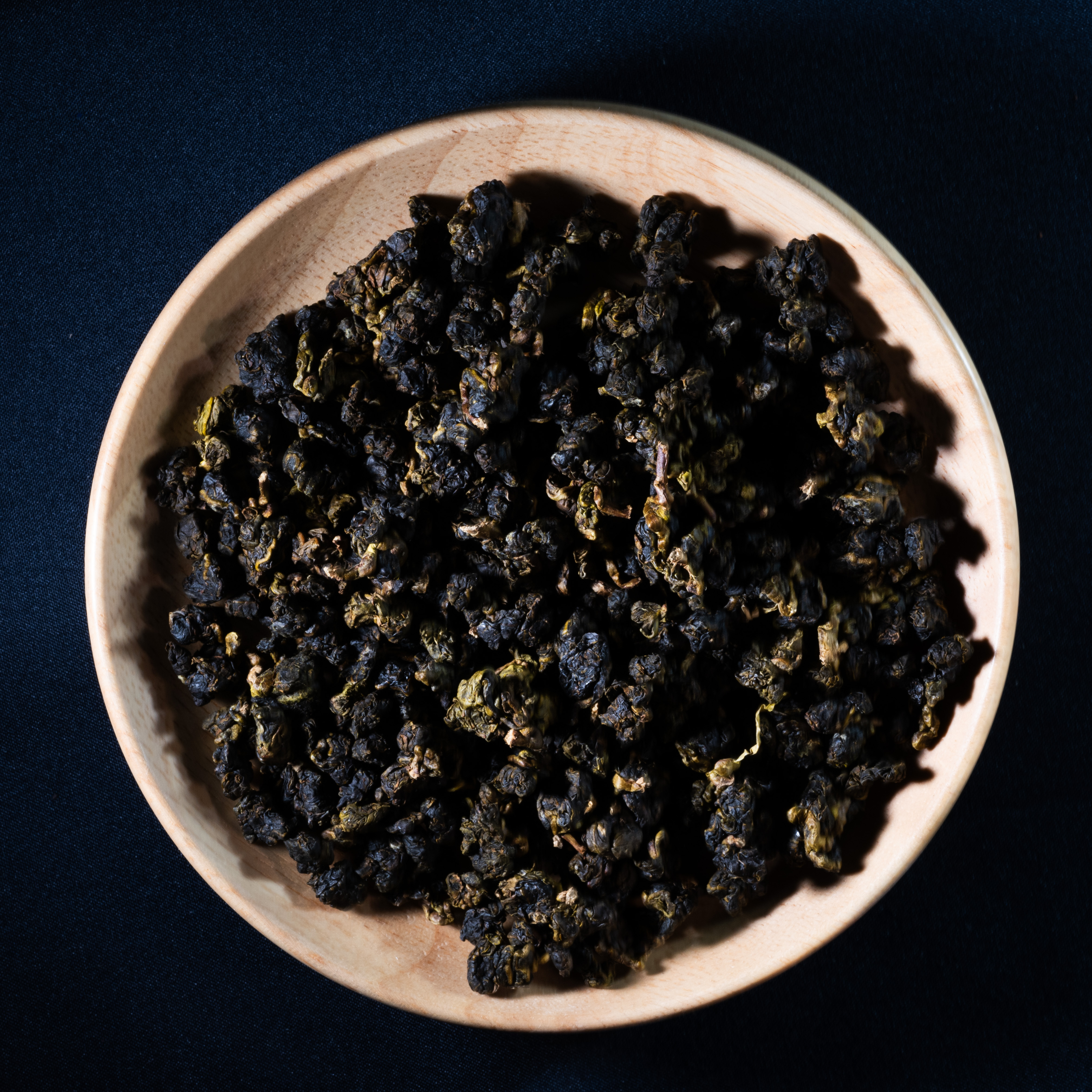 獨家聯名｜梨山烏龍茶－品味台灣梨山的高山田園美景，細味獨特風味的烏龍茶(75g1入)