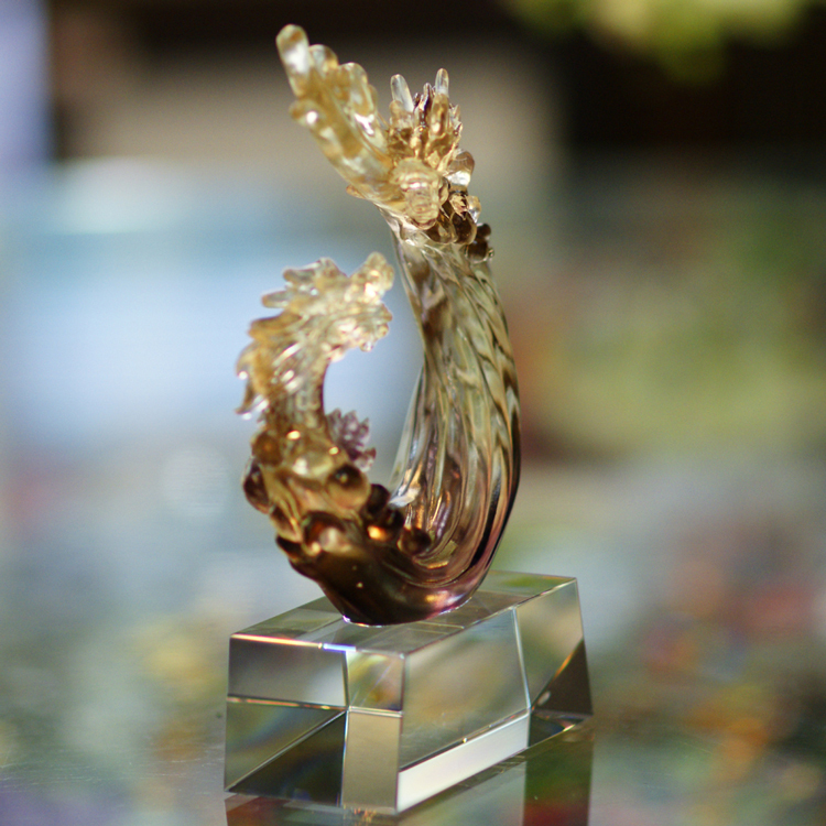 鹿港窯禮品館 居家開運琉璃擺飾  獎盃 獎牌 蟠龍勢起 (含水晶座)