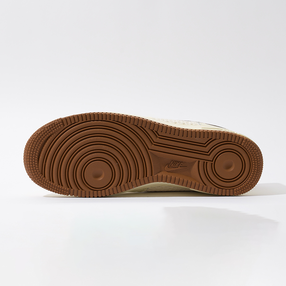 Nike Air Force 1'07 LV8 男 椰奶咖 皮革 運動 休閒 透氣 AF1 休閒鞋 IB7719-113